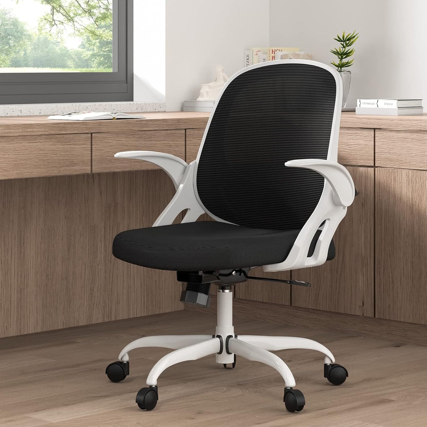 Home Office Chair Work Desk Chair Comfort Ergonomic Swivel Computer Chair, Breathable Mesh Desk Chair, Lumbar Support Task Chair with Wheels and Flip-up Arms and Adjustable Height