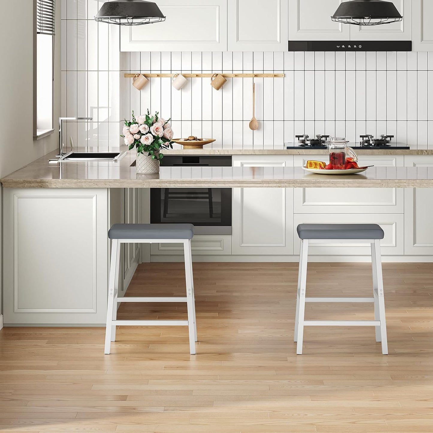 HOOBRO Bar Stools, Set of 2 Bar Chairs, PU Leather Upholstered Breakfast Stools, Easy Assembly, Suitable for Kitchen, Bar, Dining Room, White and Gray WG01MD01