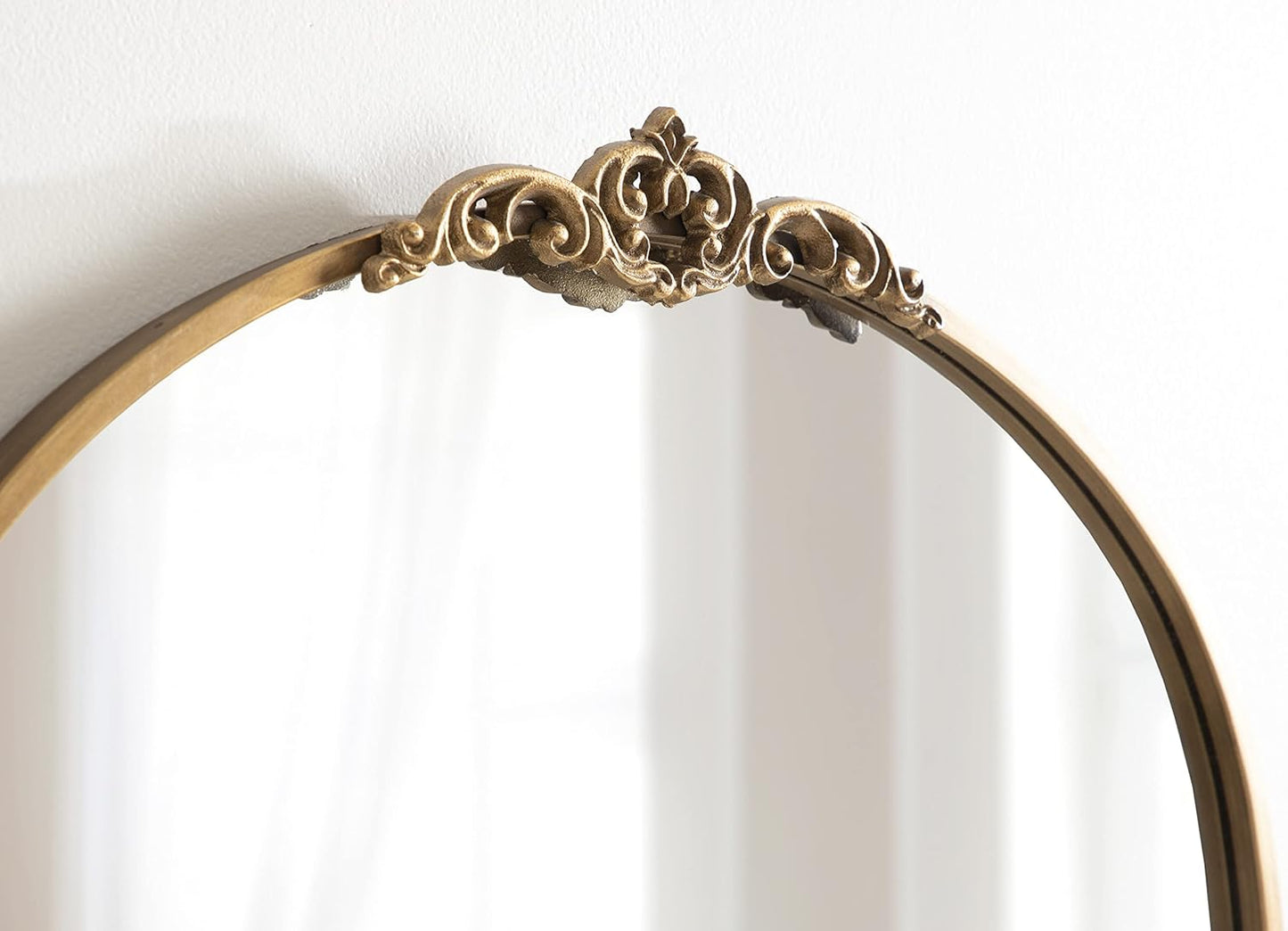 Kate and Laurel Myrcelle Traditional Arched Mirror; 25 x 33; Gold; Decorative Large Arch Mirror with Ornate Garland Detailing Along The Crown and Edges of The Frame