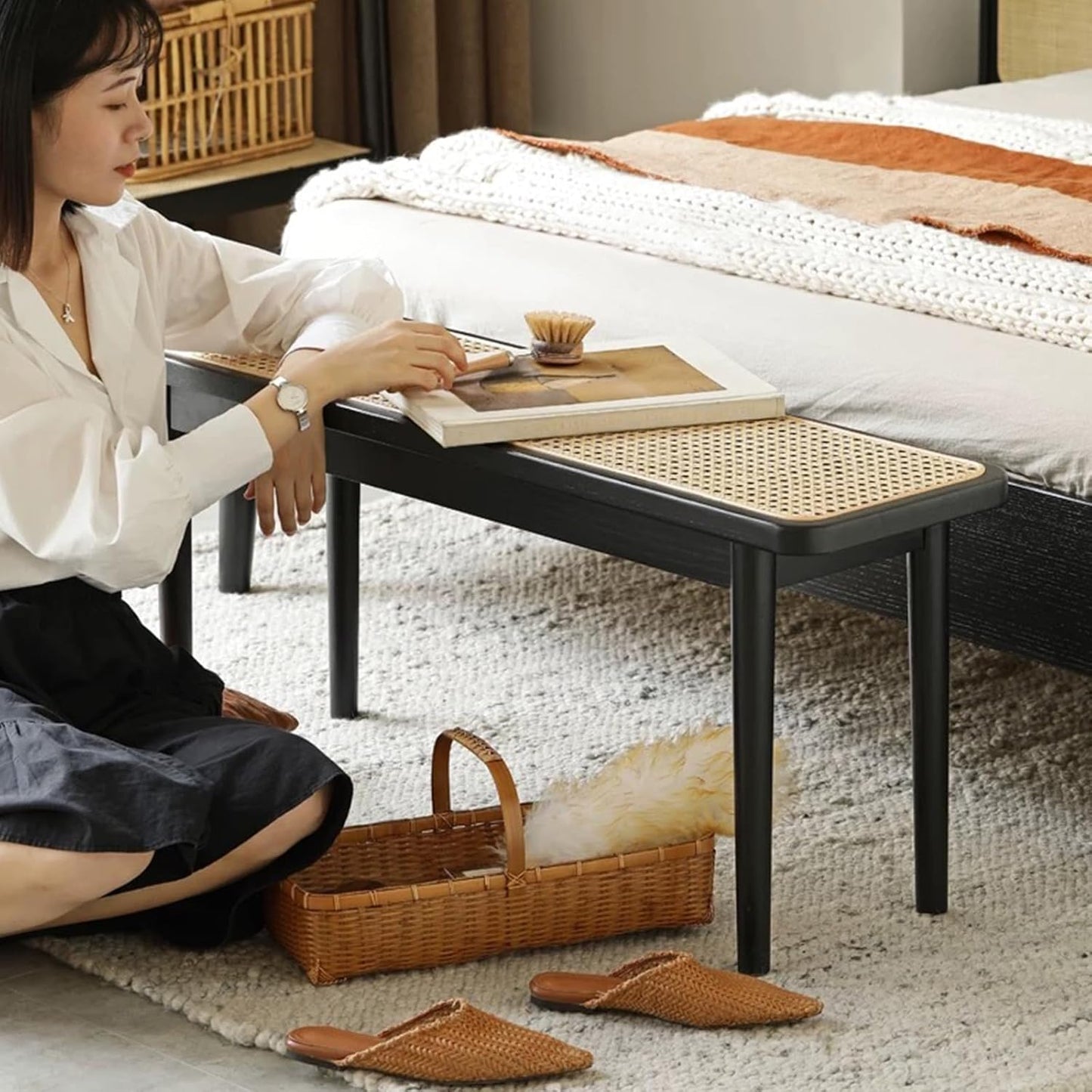 Entryway Bench, Solid Wood Kitchen Dining Bench, Mid Century Modern End of Bed Bench with Rattan Woven Top for Bedroom, Dining Room, Entry Way, 39.4" L x 11.2" W x 17.7" H, Black