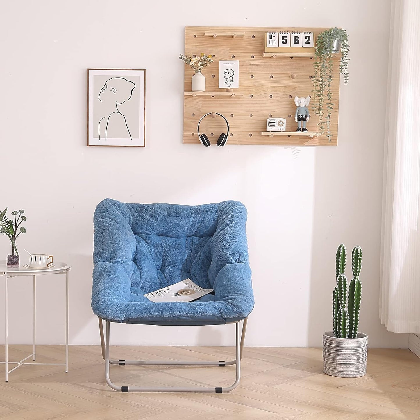 Tiita Comfy Saucer Chair, Soft Faux Fur Oversized Folding Accent Chair, Lounge Lazy Chair for Kids Teens Adults, Metal Frame Moon Chair for Bedroom, Living Room, Dorm Rooms, X-Large, Blue