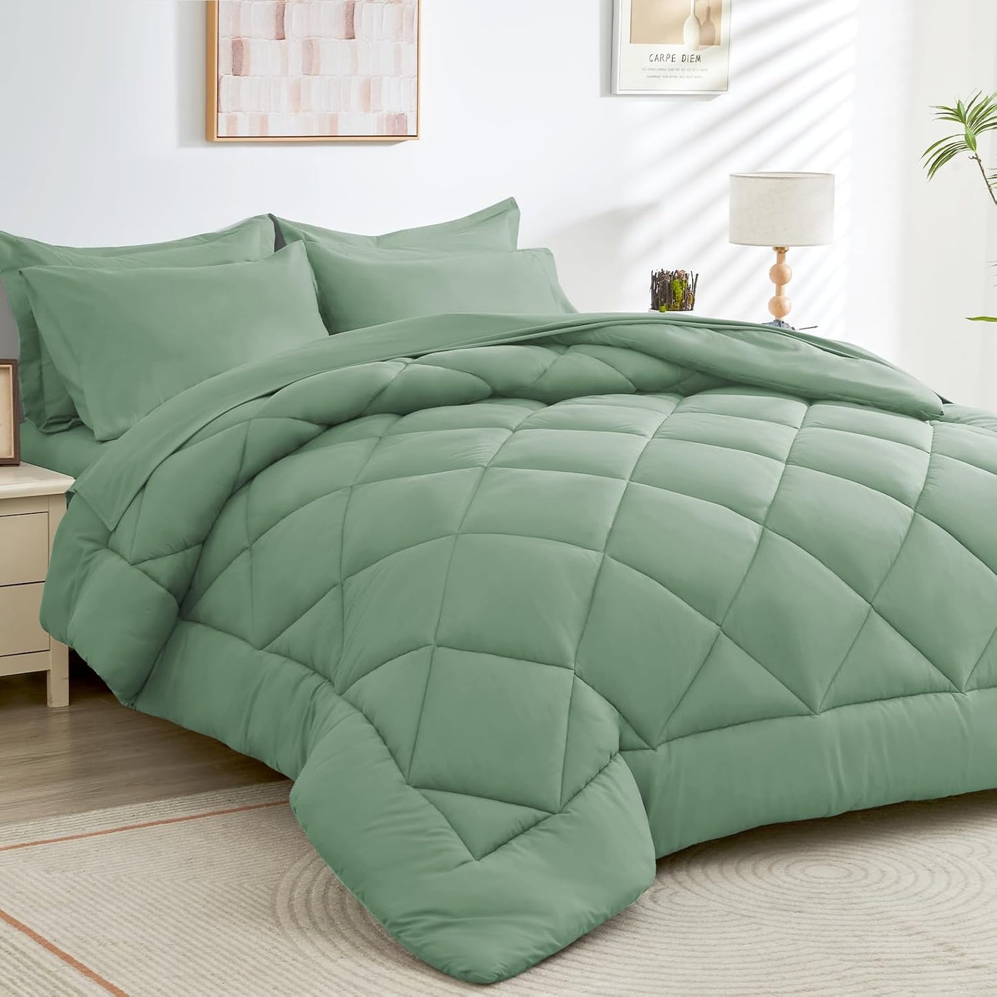 HEVUMYI Light Green King Comforter Set - 7-Piece All Season Bed in a Bag King, Ultra Soft Bedding Set with Comforter, Flat Sheet, Fitted Sheet, Pillowcases, Pillow Shams