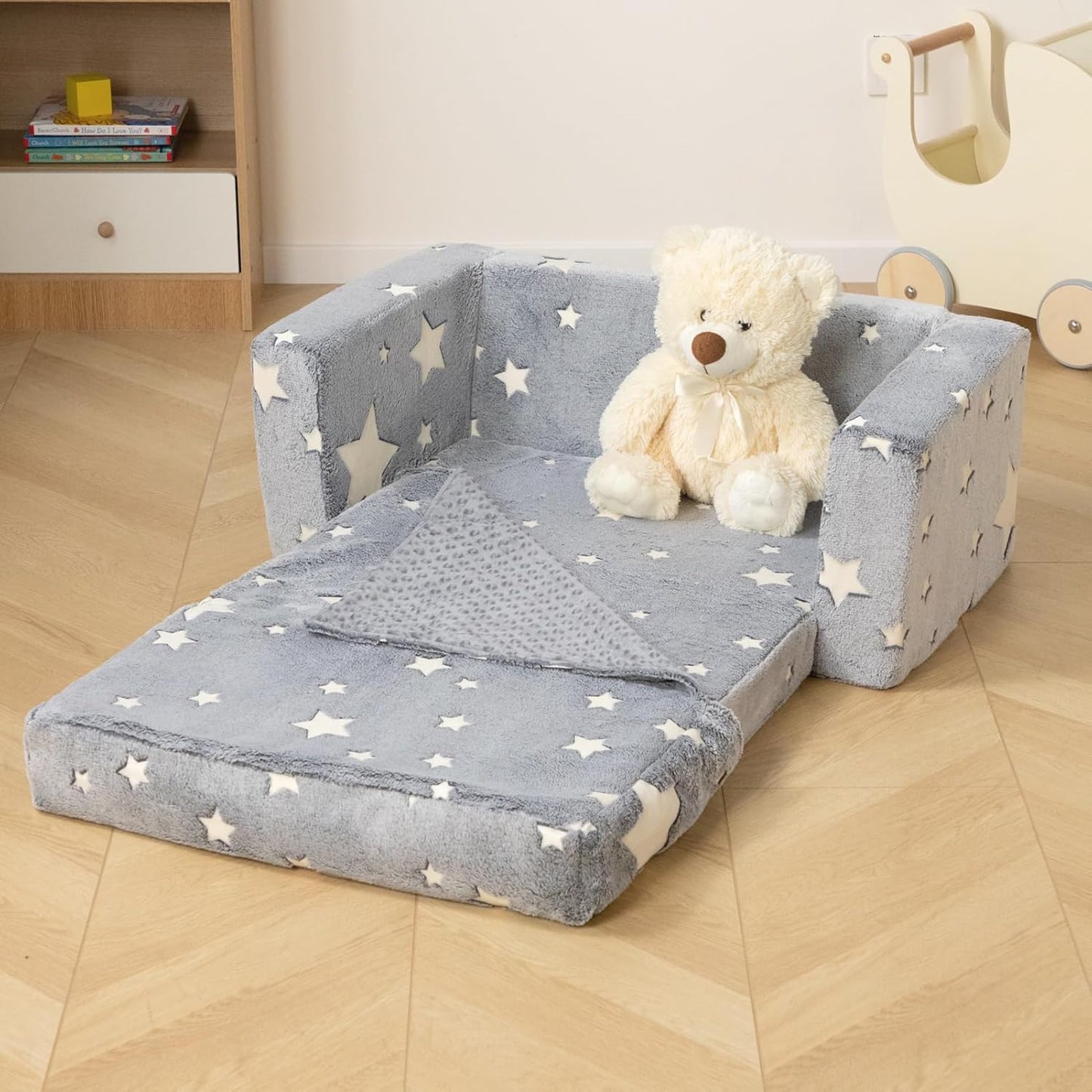 ALIMORDEN Fold Out Toddler Couch, Extra Wide Comfy 2-in-1 Cuddly Sherpa Sofa for Kids, with Removable Baby Friendly Blanket, Convertible Sofa to Bed, Star