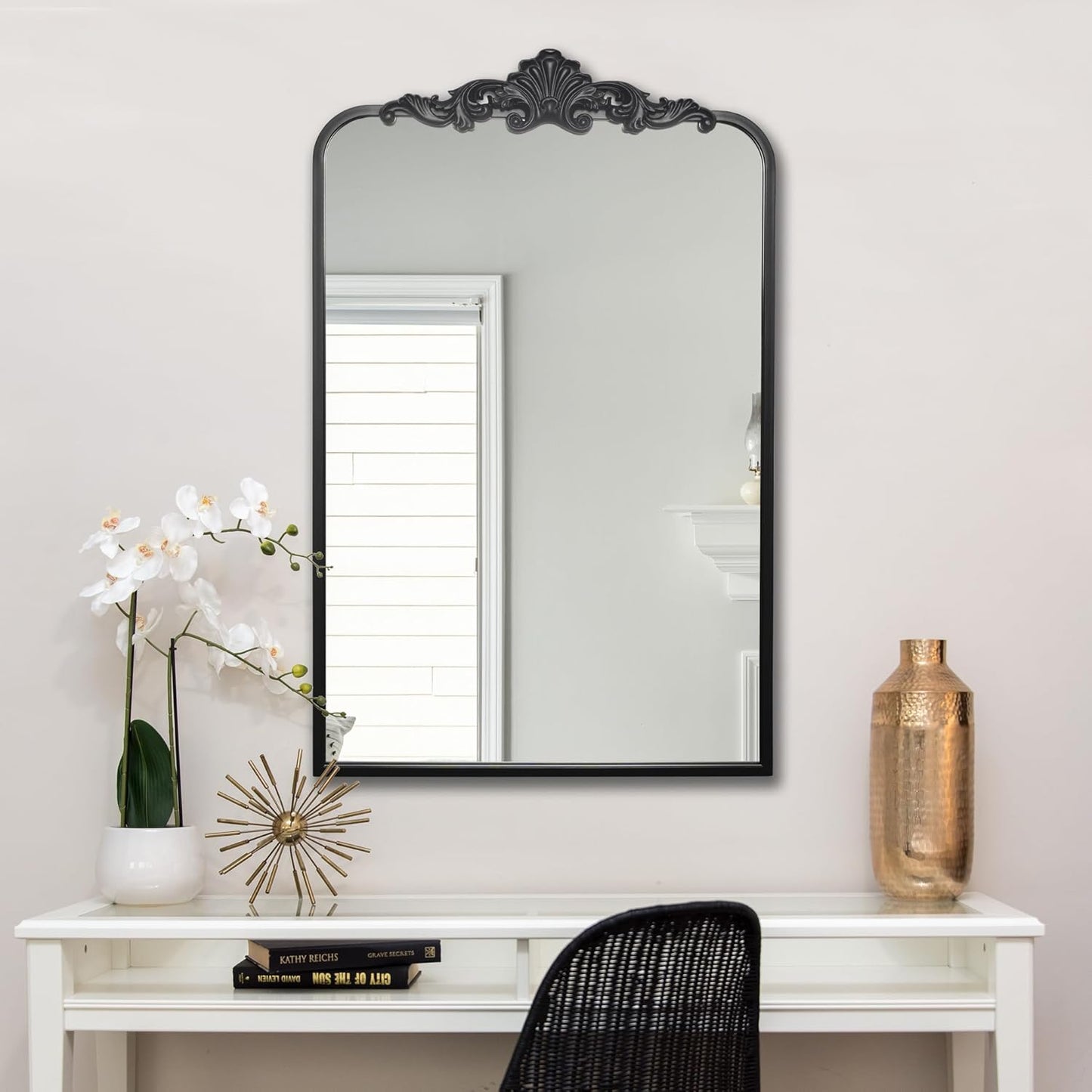 Ruomeng Traditional Wall Mirror, Black Bathroom Mirror Baroque Inspired Wall Décor, Accent Mirror for Vanity Entryway and Living Room, 19” x 30.5”