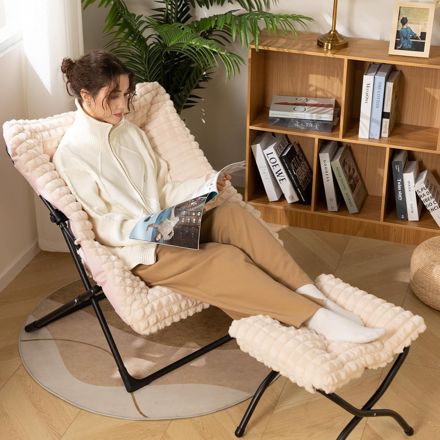 HollyHOME X-Large Saucer Chair with Foldable Ottoman, Comfy Oversized Folding Chair and Folding Footrest Stool Set, Faux-Fur Reading Chair and Footstool for Living Room, Champagne Pink Chair&Stool