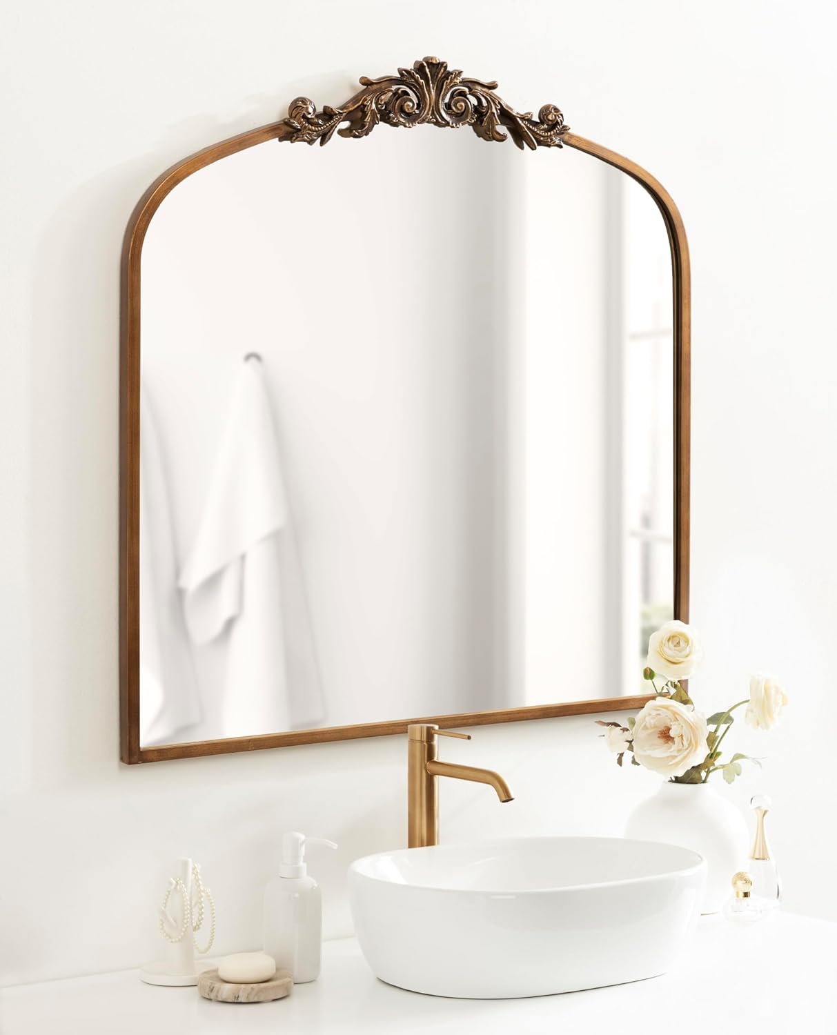 Kate and Laurel Arendahl Ornate Traditional Square Arched Mirror; 28 x 30; Antique Gold; Decorative Baroque Style Arch Vintage Mirror with Wide Frame and Ornamental Crown