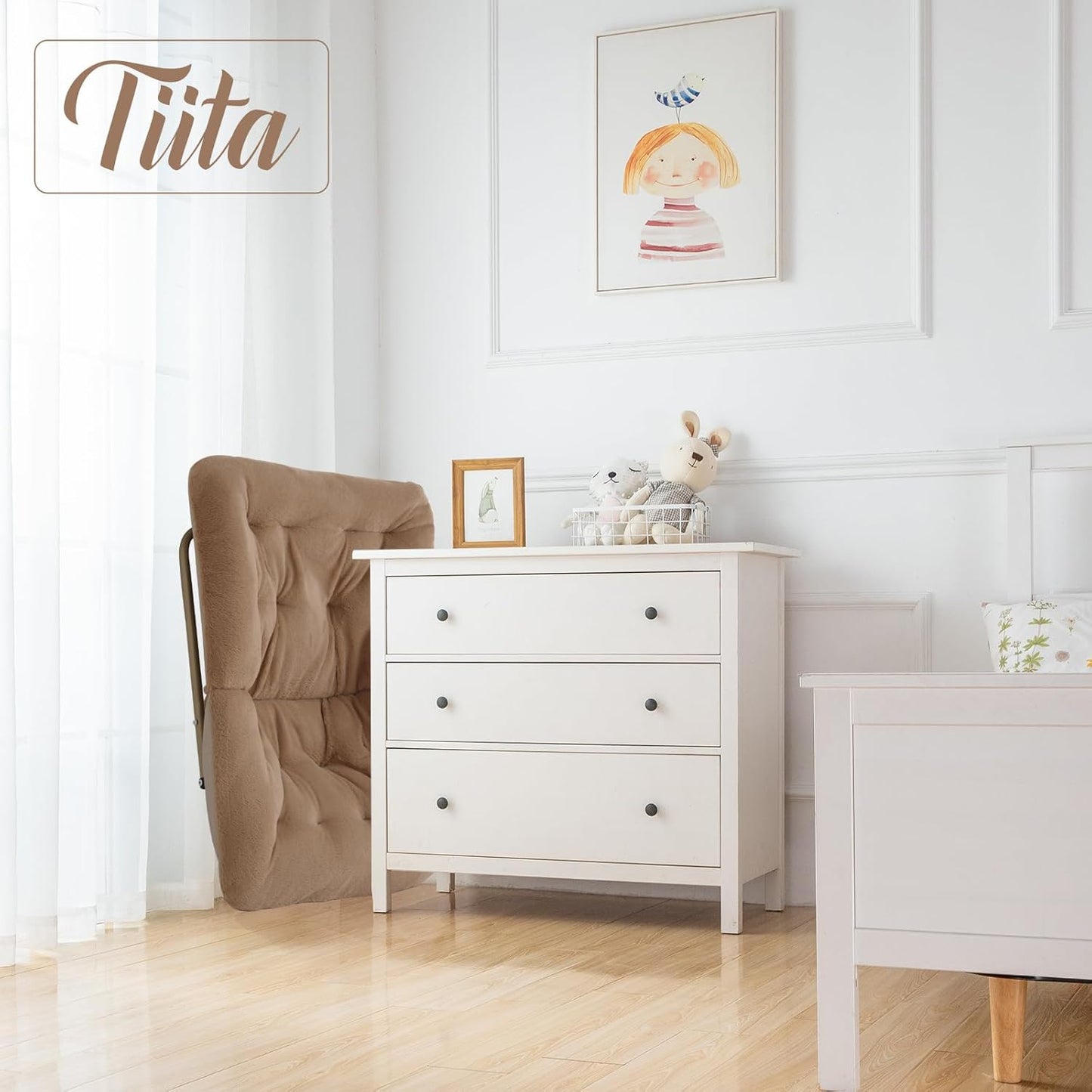 Tiita Comfy Folded Chair, Soft Faux Fur Oversized Folding Accent Chair, Lounge Lazy Chair for Kids Teens Adults, Metal Frame Moon Chair for Bedroom, Living Room, Dorm Rooms