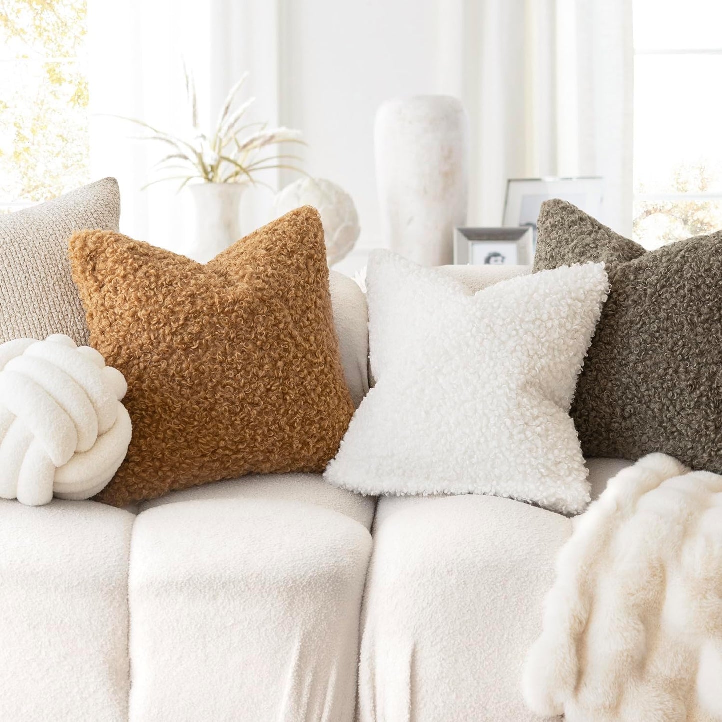 Foindtower 2 Pieces 18x18 Inch Sage Green, Faux Fur Throw Pillow Cover Accent Sherpa Pillow Fuzzy Soft Pillowcases Sheepskin Decorative Fleece Cushion Case for Bed Couch Living Room