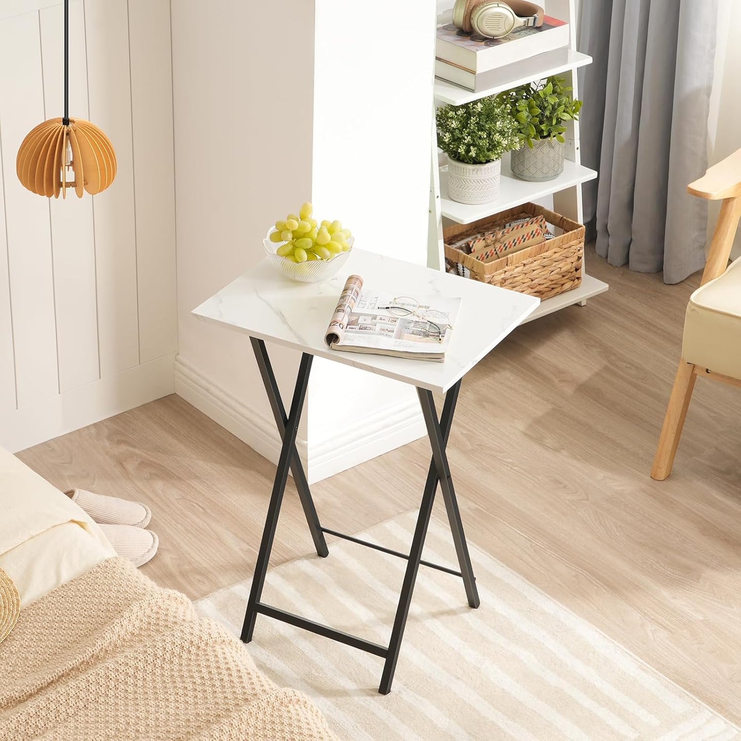 HOOBRO Folding TV Tray Tables, Set of 4 TV Trays with Storage Rack, Industrial Side Table for Eating at Couch, Foldable Snack Table for Small Space, Easy Assembly, White and Black BW50BZ01