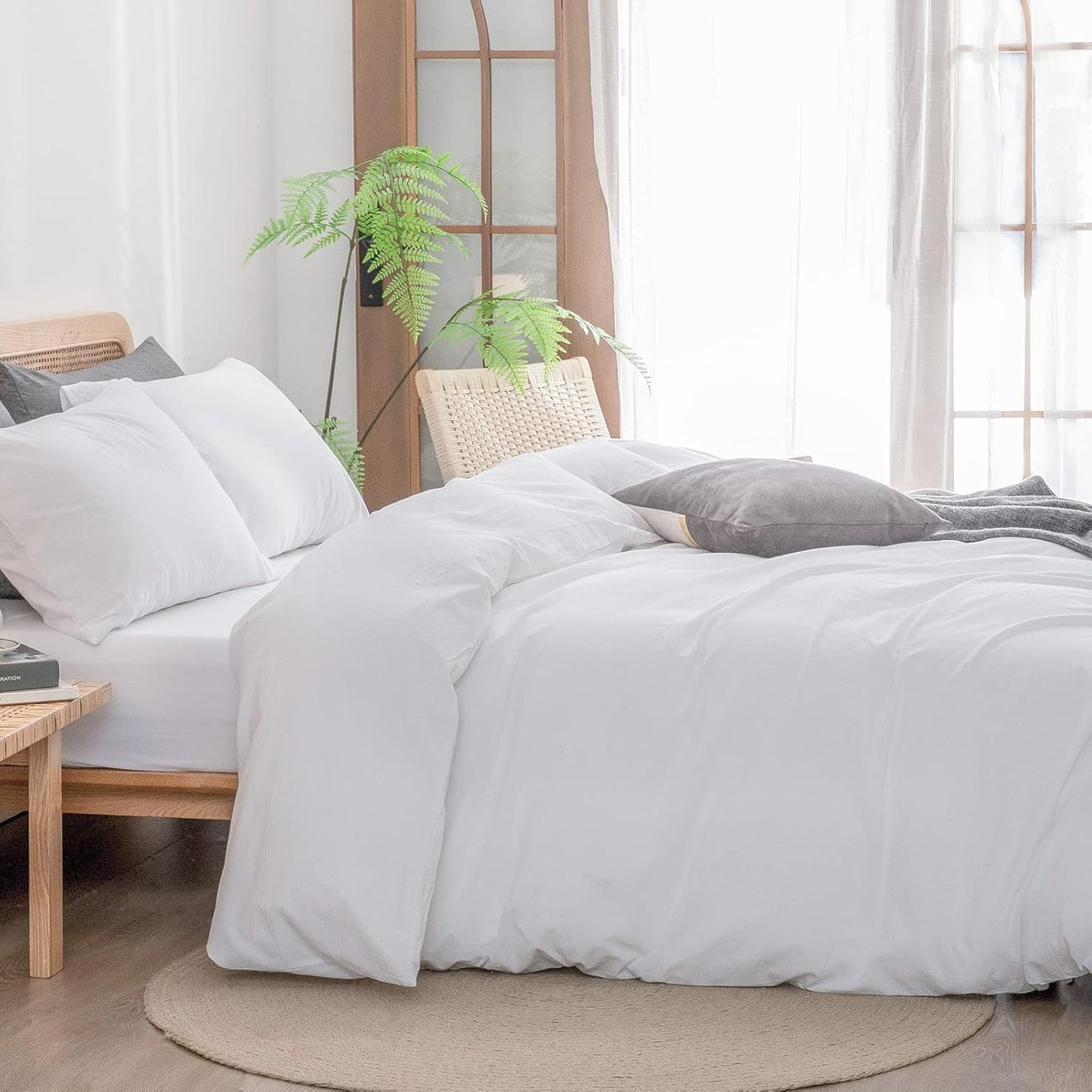 BESTOUCH Duvet Cover Set 100% Washed Cotton Linen Feel Super Soft Comfortable Chic Lightweight 3 PCs Home Bedding Set Solid Bright White Super King Plus