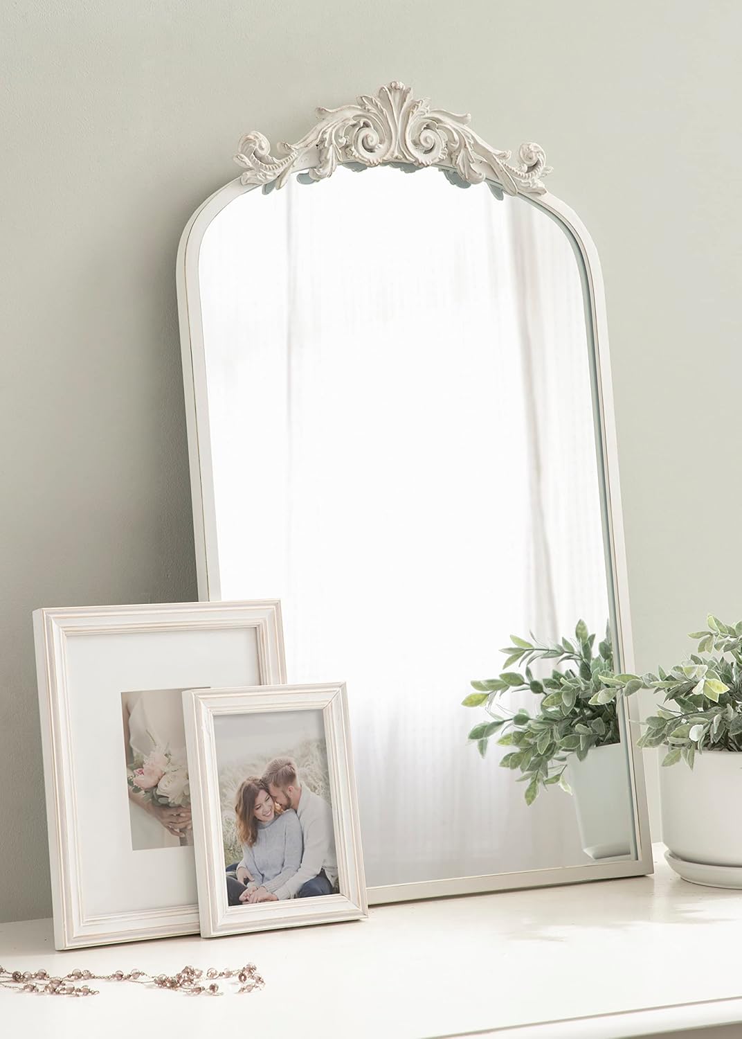 Kate and Laurel Arendahl Traditional Arch Wall Mirror; 19 x 31; Antique White; Vintage Glam Baroque-Inspired Arched Bathroom Vanity Mirror with Ornate Crown