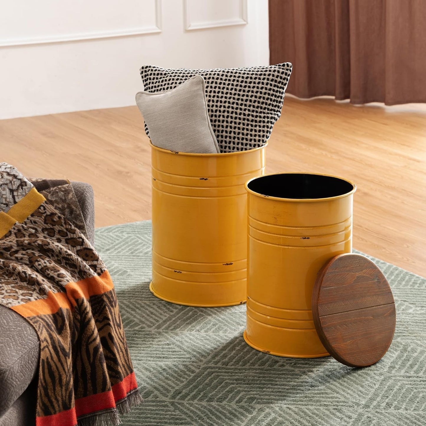 Glitzhome Farmhouse Accent Side Table, Metal Storage Stool Ottoman with Round Lid - Galvanized Coffee Cocktail End Tables Set of 2 for Living Room Bedroom, Yellow