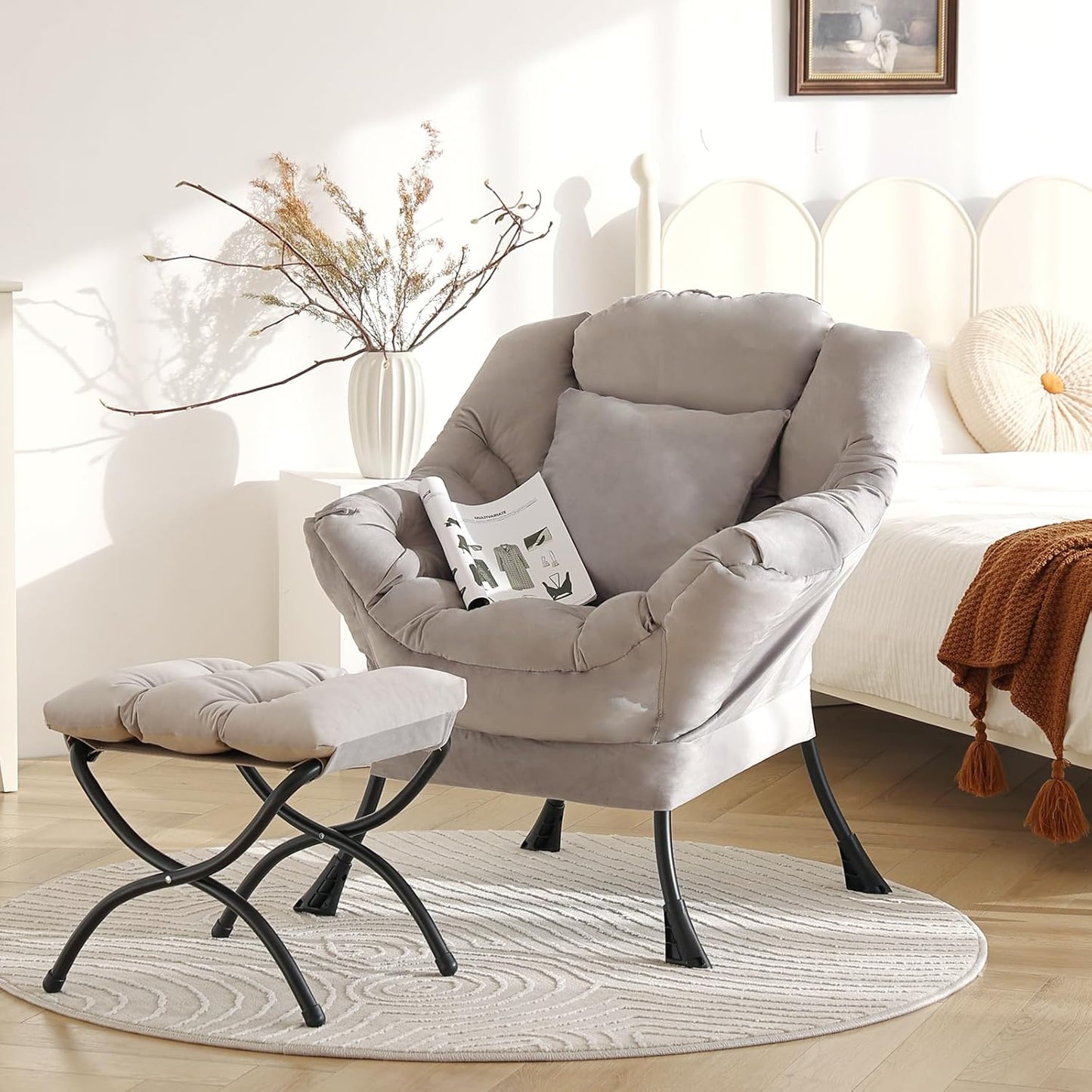 Large Lazy Chair with Ottoman, Accent Reading Chair with a Soft Grey Throw Pillow, Cozy Lounge Chair with Armrest, Leisure Sofa Chair for Living Room, Bedroom, Dorm, Velvet Soft Grey