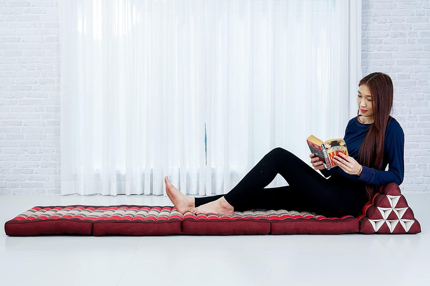 Leewadee 4-Fold Mat with Triangle Cushion – Firm TV Pillow, Foldable Mattress with Cushion Made of Eco-Friendly Kapok, 89 x 20 inches, red