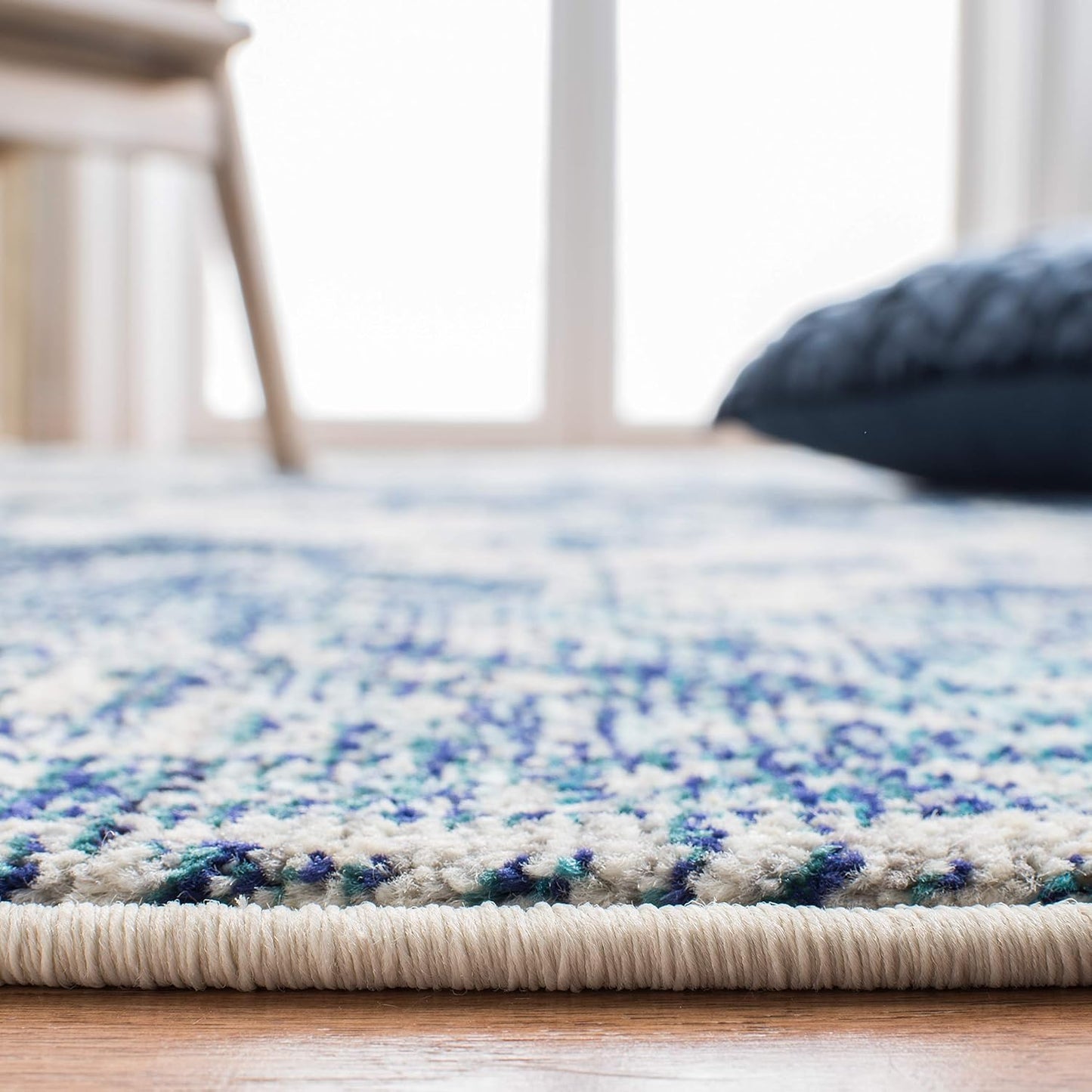 SAFAVIEH Monaco Collection MNC243A Boho Chic Medallion Distressed Non-Shedding Living Room Bedroom Accent Area Rug, 3' x 5', Ivory / Blue