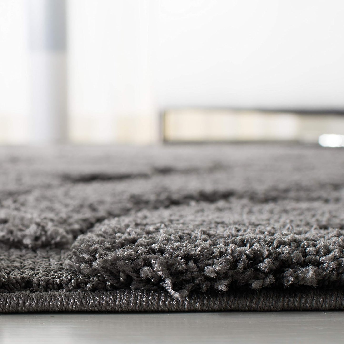 SAFAVIEH Florida Shag Collection Runner Rug - 2'3" x 7', Grey, Scroll Design, Non-Shedding & Easy Care, 1.2-inch Thick Ideal for High Traffic Areas in Living Room, Bedroom (SG455-8013)