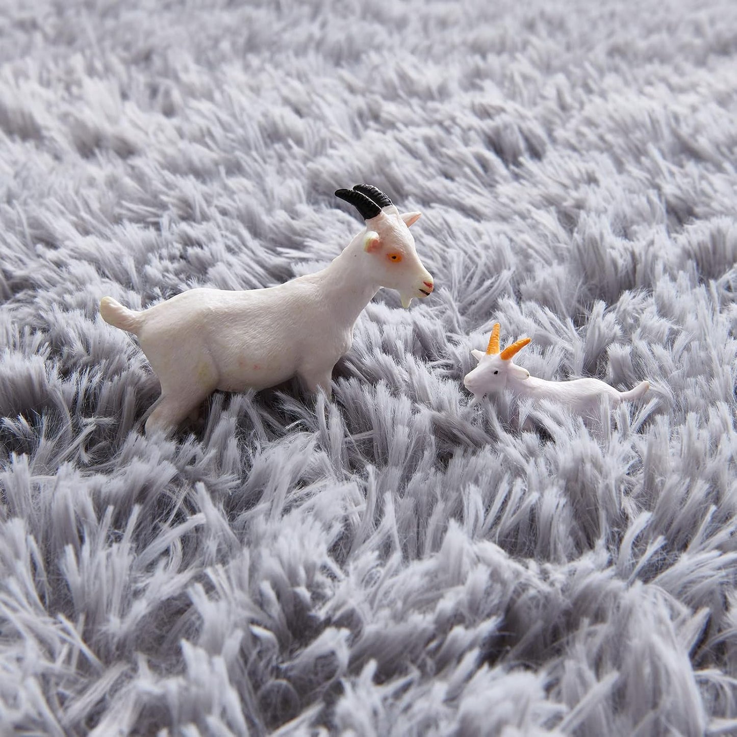 FJZFING Grey Round Rug Ultra-Soft Plush Modern 7x7 Circle Area Rug for Kid's Bedroom, Fluffy Shag Circular Rug for Nursery Room, Non-Slip Home Decor Cute Grey Carpet for Teen's Room