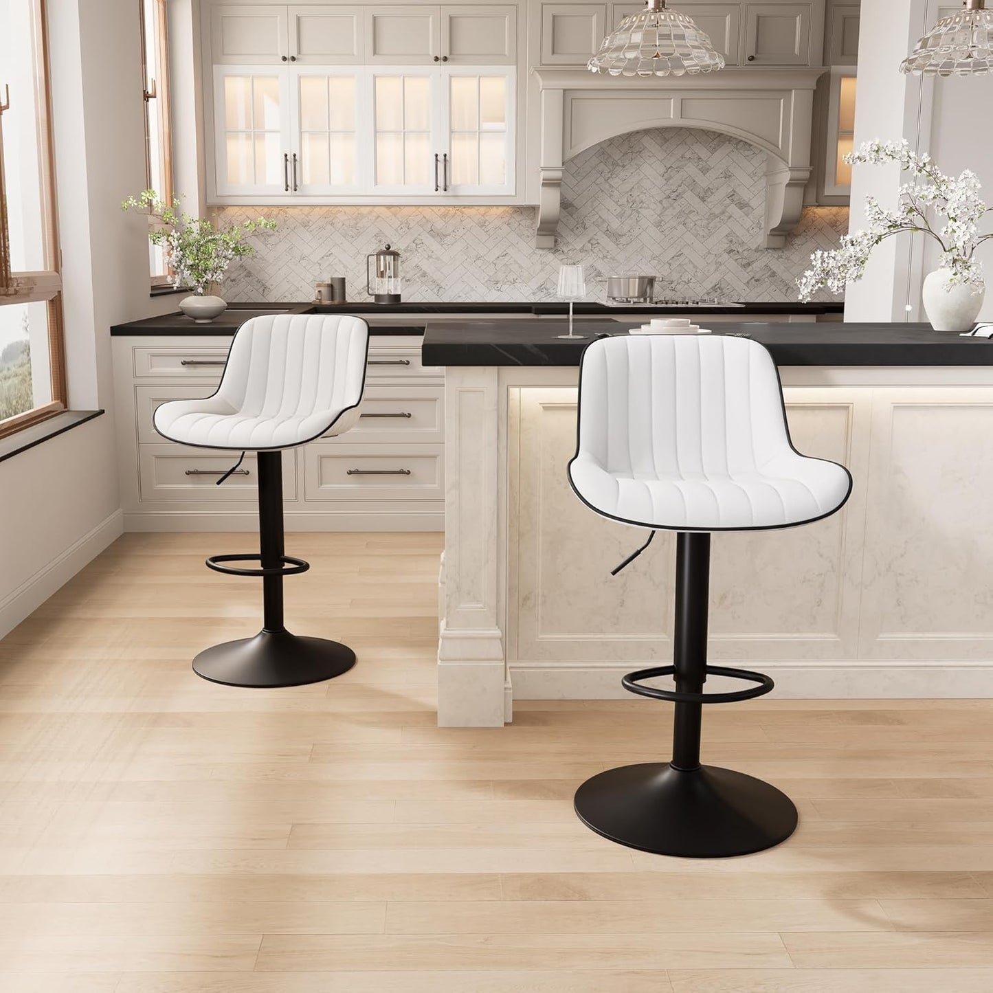 YOUNIKE White Bar Stools Set of 2 Kitchen Counter Height Barstools Upholstered Swivel Modern Faux Leather Bar Chairs with Backs Adjustable High Breakfast Island Stool with Metal Leg