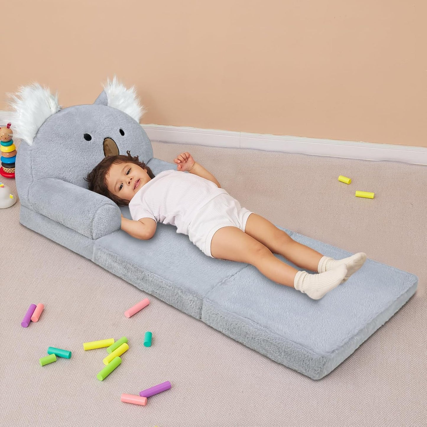 Toddler Chair with Faux Rabbit Fur – 2-in-1 Foldable Kids Couch, Koalas Design, Soft Sofa for Reading, Napping, Bedroom or Playroom Use, 18 Months+ （Koalas）