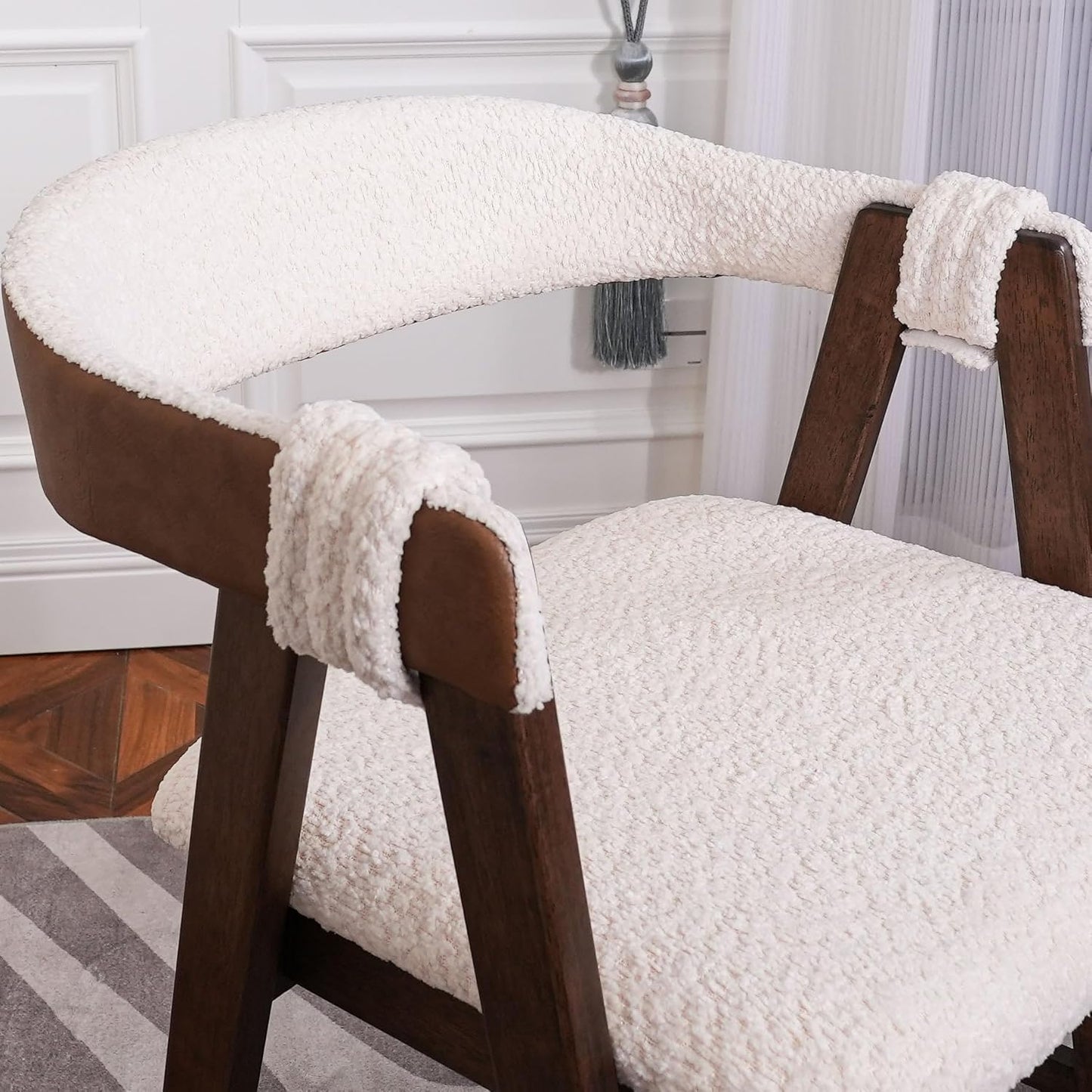 CONSDAN Dining Chairs Set of 2, Solid Wood Frame, Sturdy Construction, Ergonomic Design, Plush Faux Sherpa Cushions, Faux Leather Covered Back