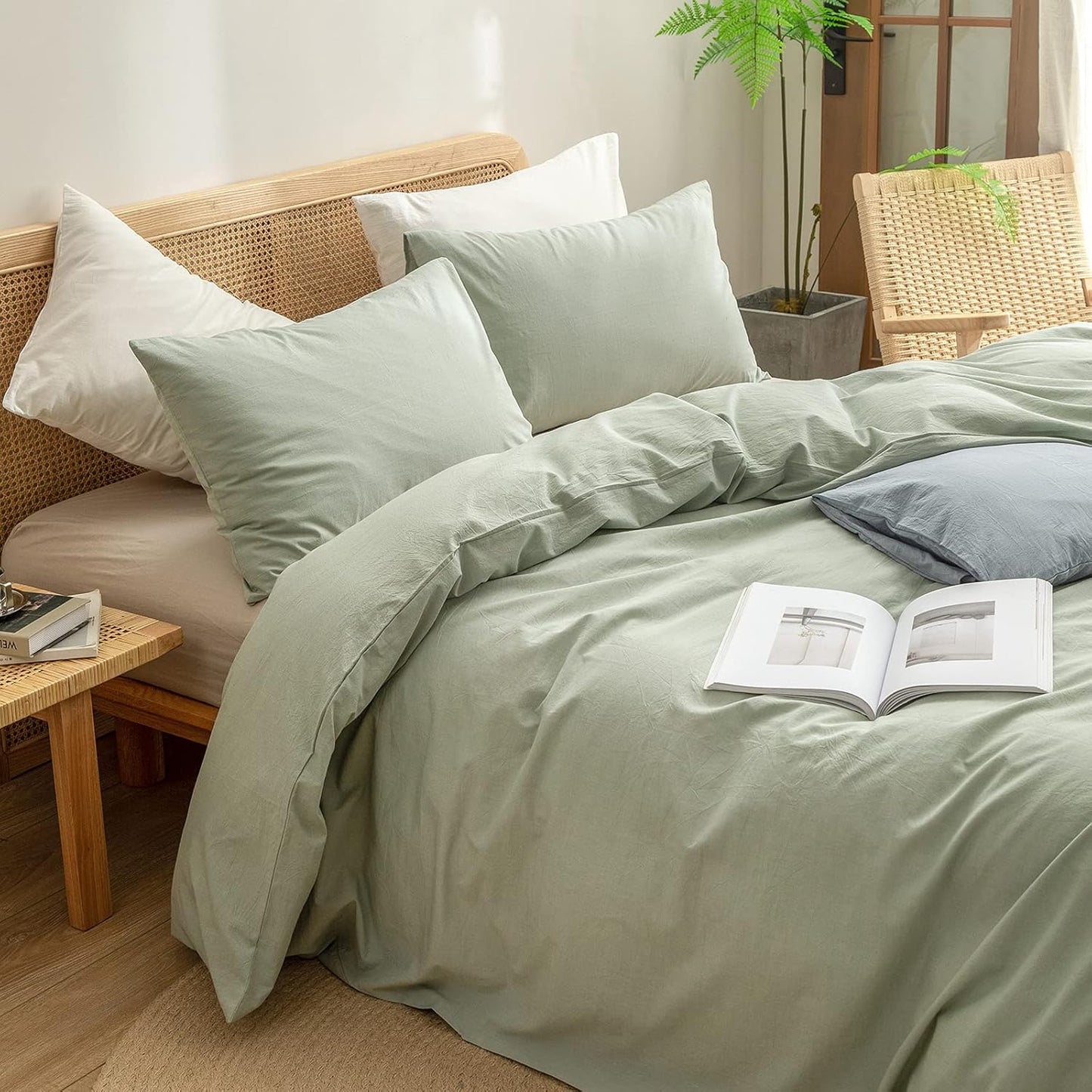 BESTOUCH Duvet Cover Set 100% Washed Cotton Linen Feel Super Soft Comfortable Chic Lightweight 3 PCs Home Bedding Set Solid Sage Green Cal King