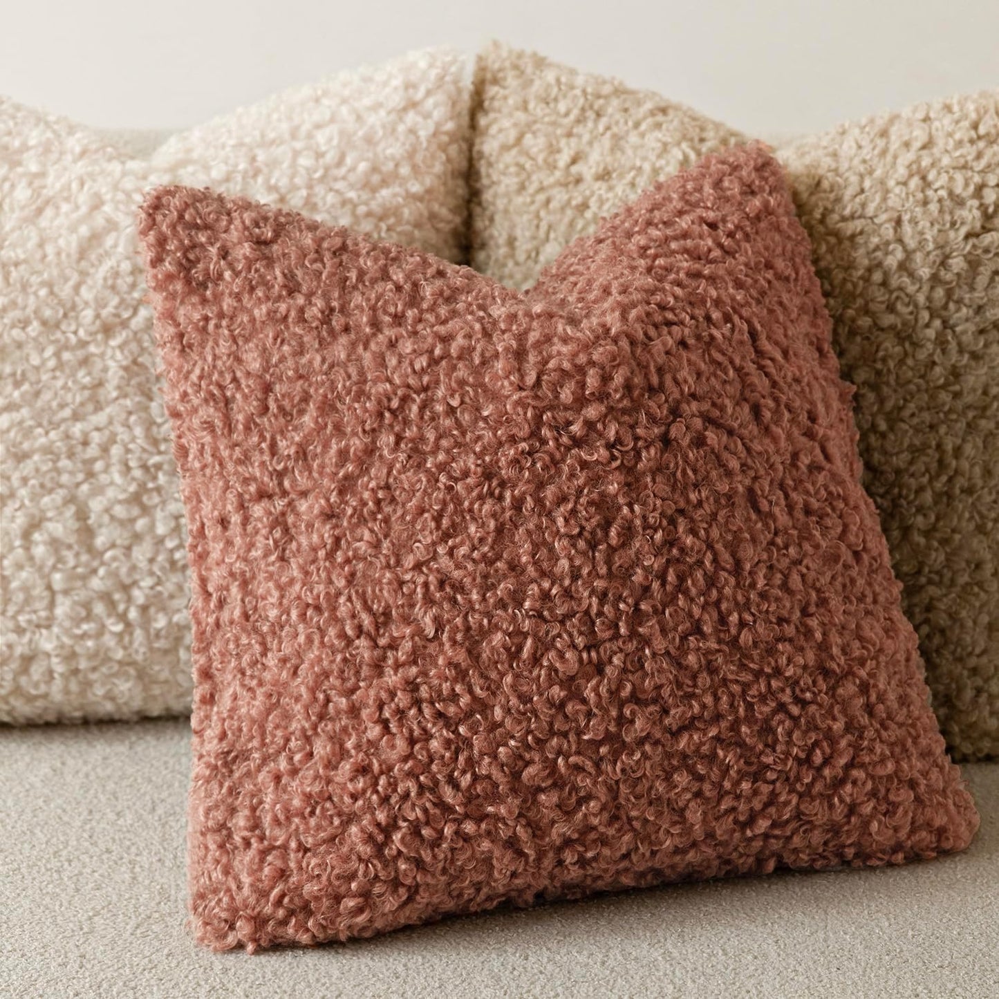 Foindtower 2 Pieces 18x18 Inch Dusty Pink, Faux Fur Throw Pillow Cover Accent Sherpa Furry Pillow Covers Fuzzy Soft Pillowcases Cozy Sheepskin Decorative Fleece Cushion Case for Bed Couch Living Room