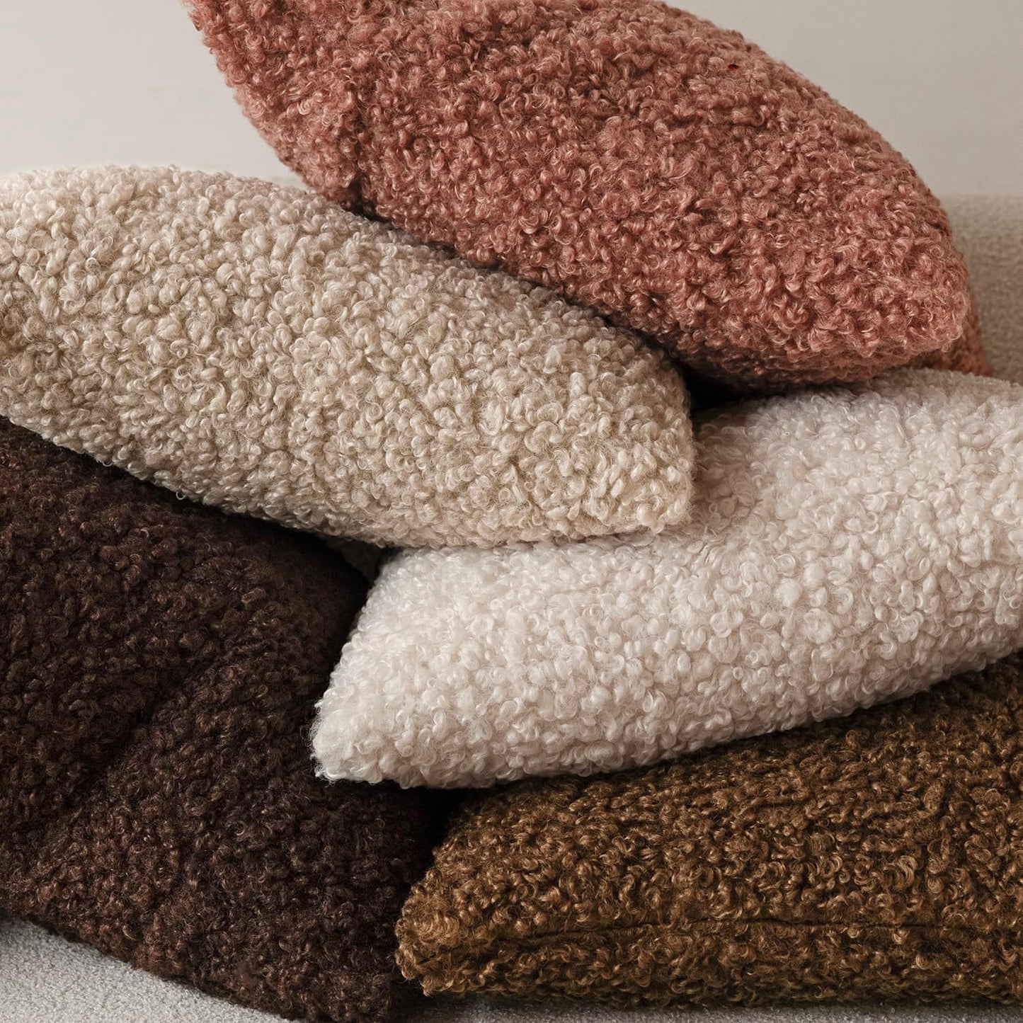 Foindtower 2 Pieces 24x24 Inch Dusty Pink, Faux Fur Throw Pillow Cover Accent Sherpa Furry Pillow Covers Fuzzy Soft Pillowcases Cozy Sheepskin Decorative Fleece Cushion Case for Bed Couch Living Room