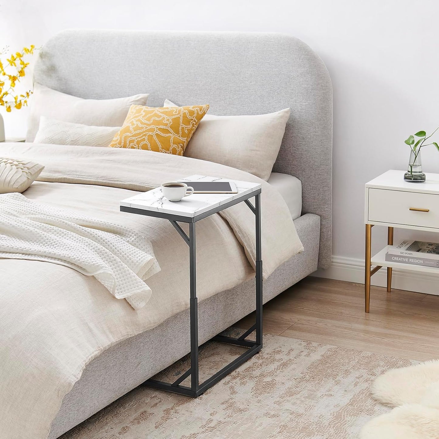 C-Shaped End Table, Small Sofa Table with Metal Frame, Adjustable Height Side Table for Couch, Living Room, Bedroom, Bedside (Black, Medium)