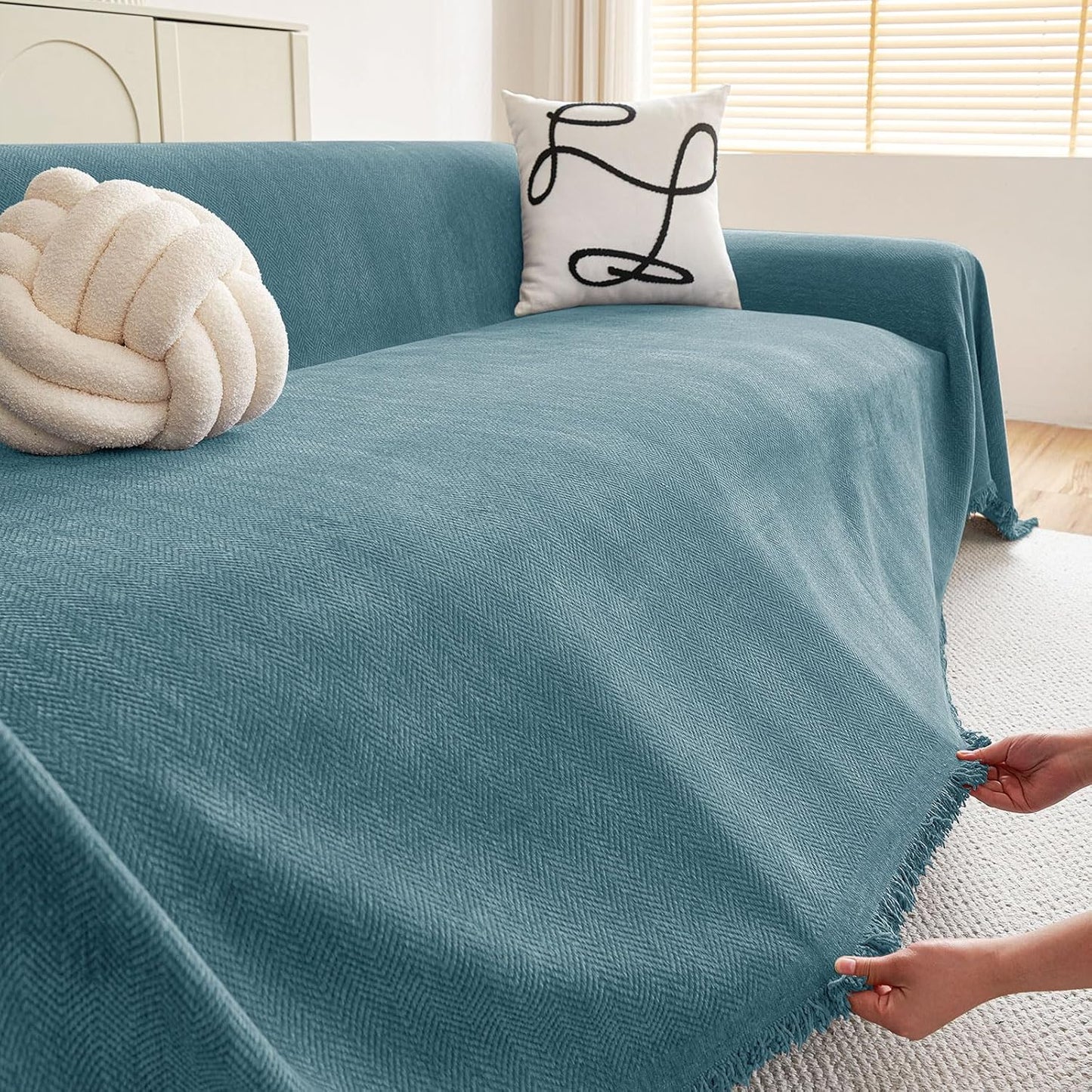 hyha Couch Cover for Dogs, Boho Sofa Covers for 3 Cushion Couch Washable, Chenille Sofa Slipcover for Pets, Soft Loveseat Sectional Couch Throw Blankets with Tassels (Blue, 71x118 Inch)