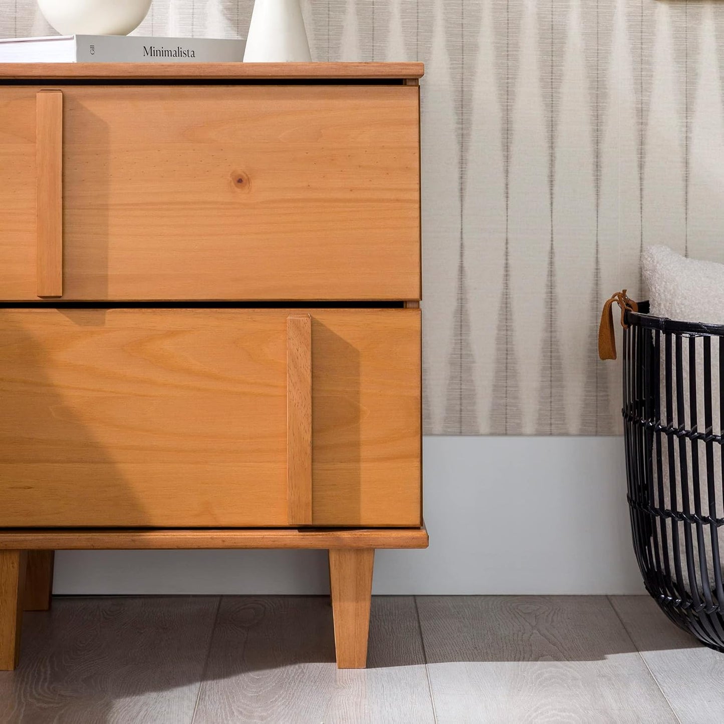 Walker Edison Sprague Contemporary Detailed Drawer Solid Wood Nightstand, 20 Inch, Caramel