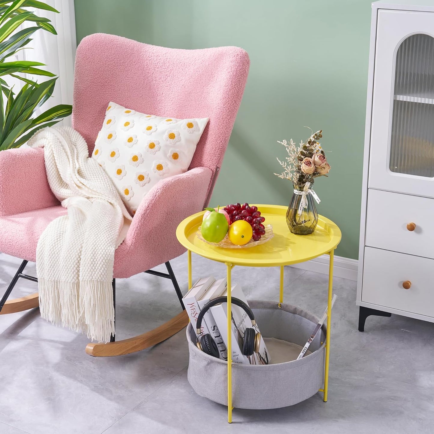 VECELO Round Side/End Table with Fabric Storage Basket，Metal Anti-Rust and Waterproof Small Bedside Nightstand with Removable Tray Top for Living Room，Balcony & Laundry，Yellow /1pcs with Basket