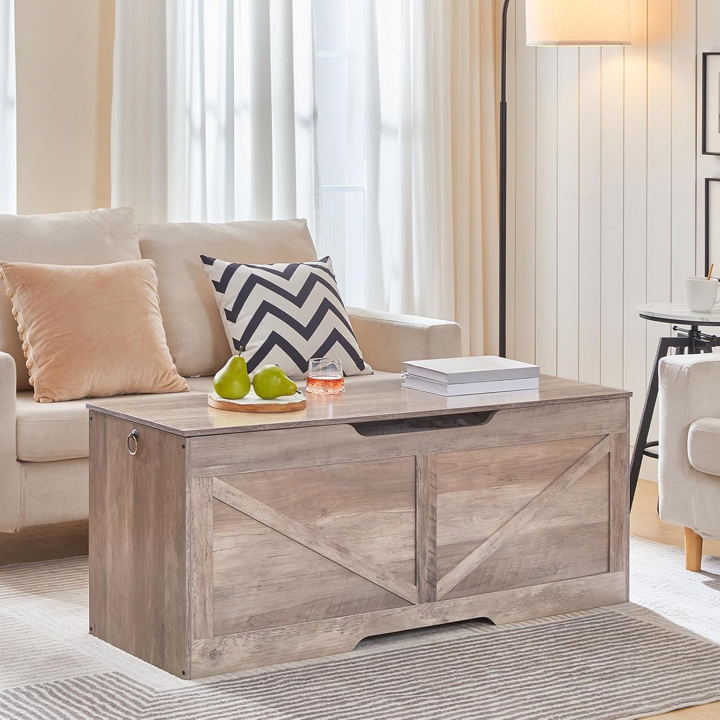 HOOBRO 47.2” Storage Chest, Retro Wooden Storage Bench with U-Shaped Cut-Out Pull, Toy Chest with Safety Hinge, Supports 220 lb and Easy Assembly for Toy Box Organizer (Greige) BG773CW01