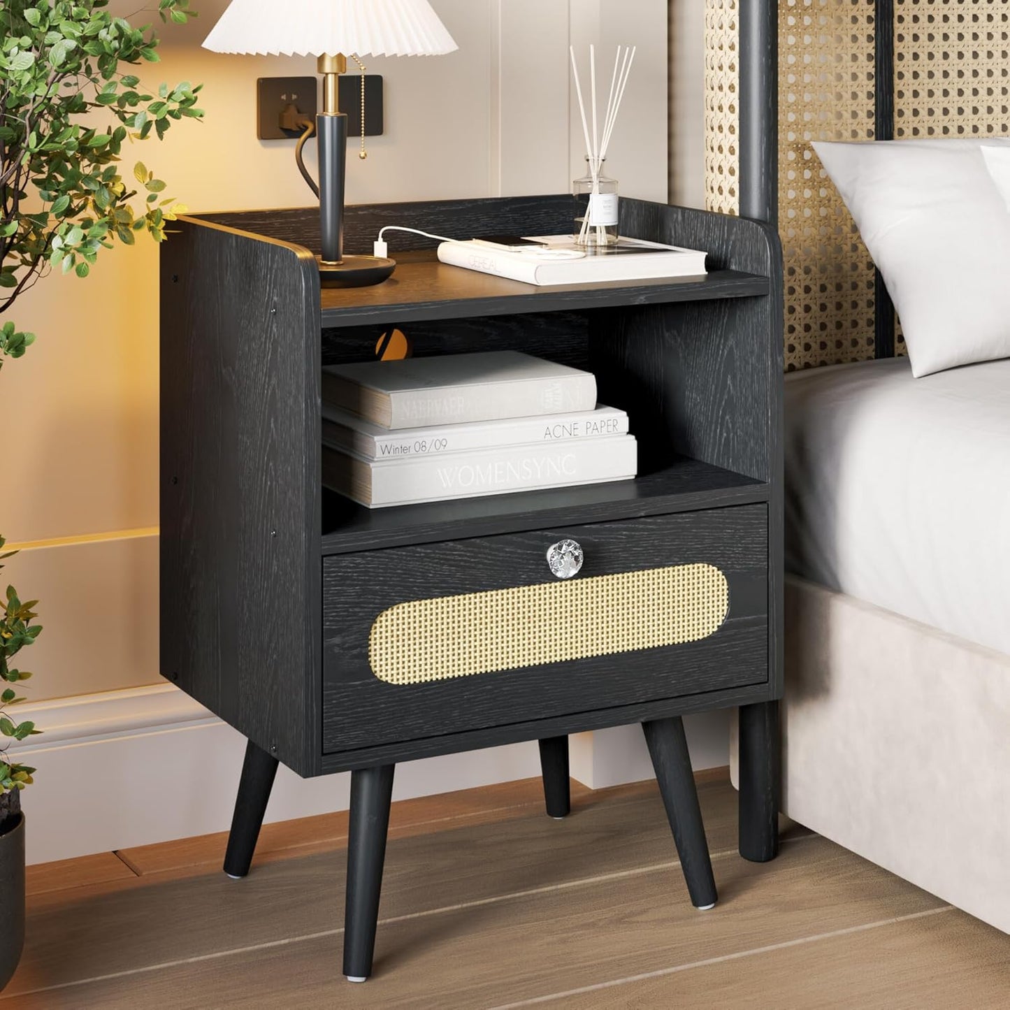 End Table Set of 2 with Charging Station, Diamond Décor Nightstands Set of 2, Bedside Table Set of 2 with Solid Wood Legs, Black