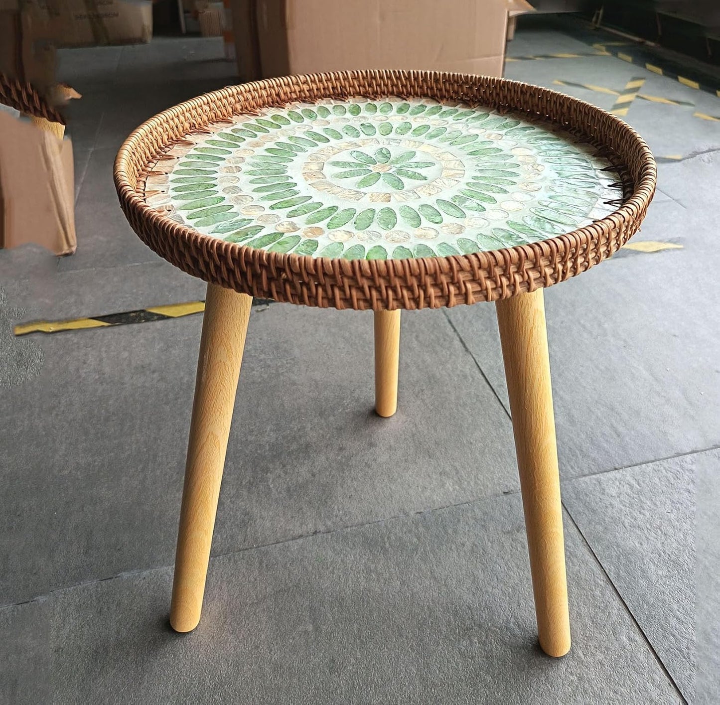 Rattan Round Side Table, Mother of Pearl Inlay Table,Round End/Side Tables for Living Room, Bedrooms, Pedestal Plant Stand for Balcony (Green)