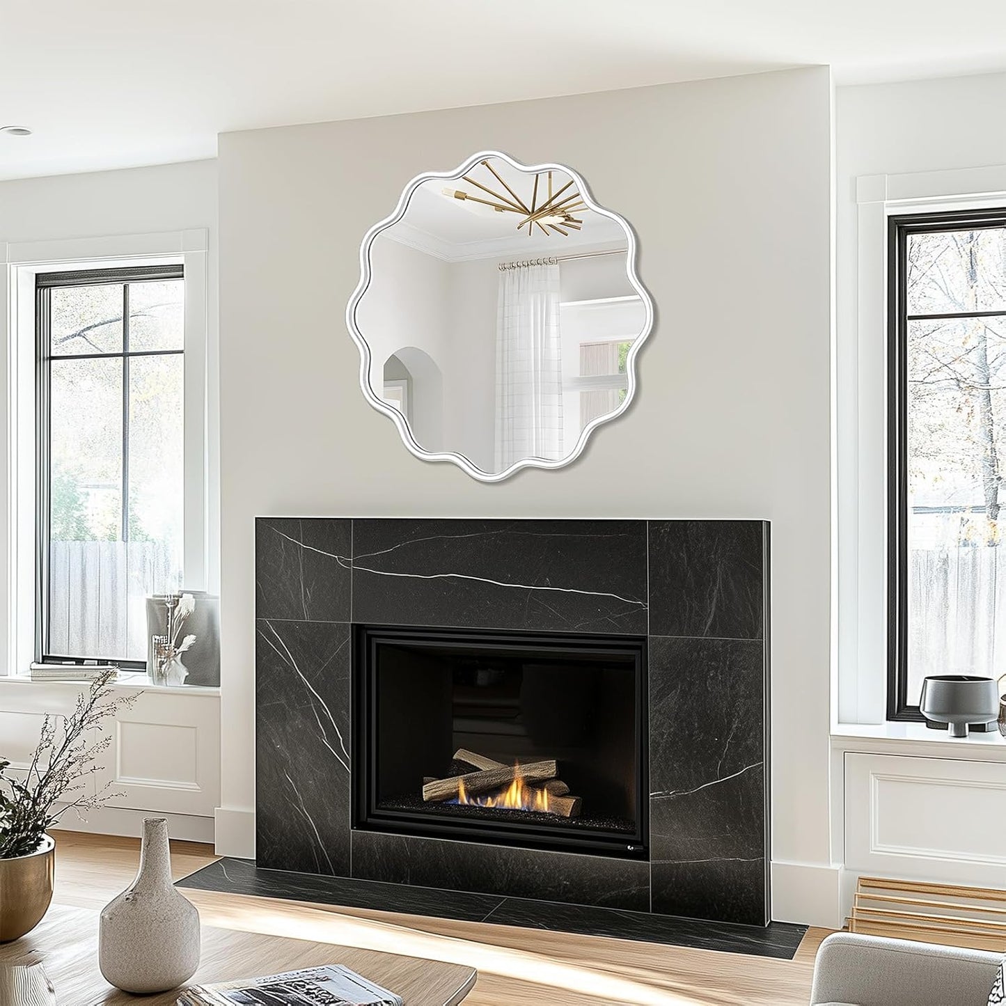 PROHOMEWARE White Round Mirror 28 Inch Wavy Bathroom Vanity Mirror White Frame Modern Wall Mirror Decorative Wall-Mounte Anti-Rust, Tempered Glass