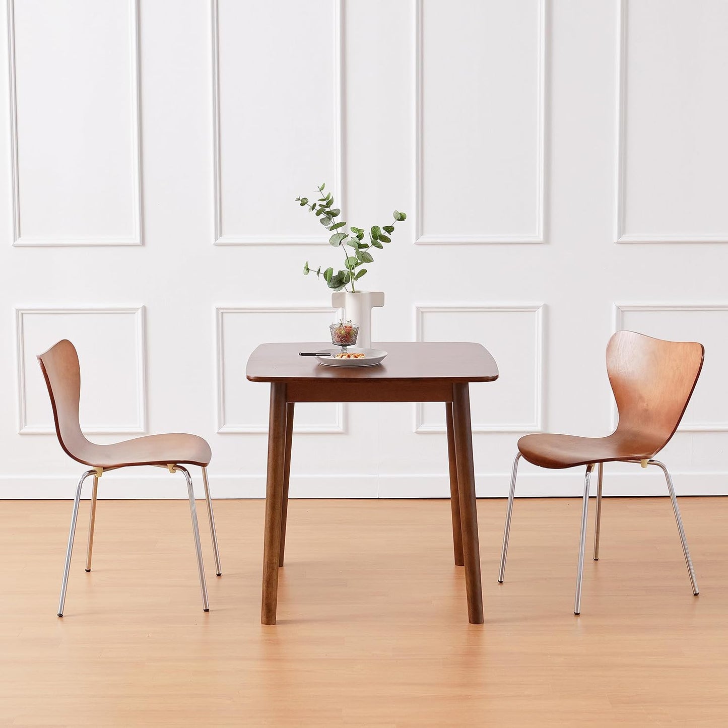 Livinia Aslan 29.5" Malaysian Oak Square Wooden Dining Table/Small Solid Wood Kitchen Desk (Walnut)