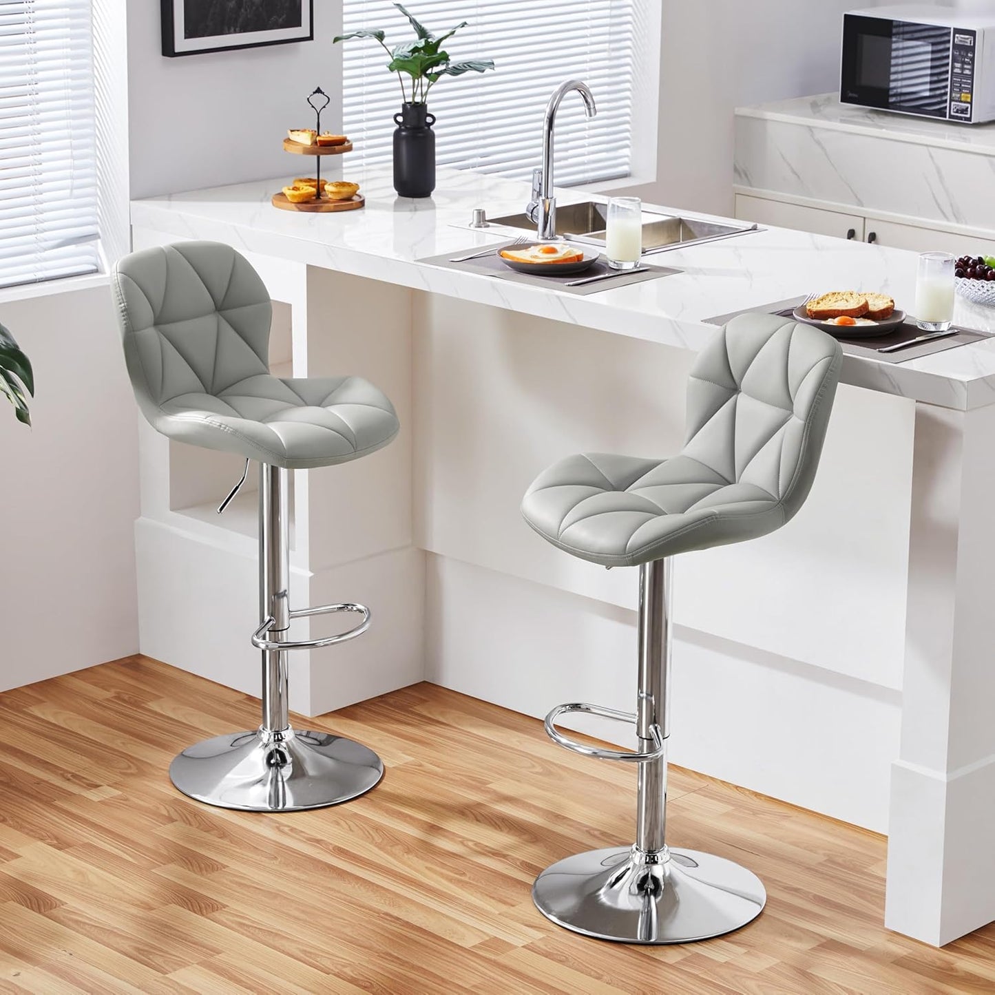 Yaheetech Grey Bar Stools Set of 2, PU Leather Bar Chairs with Backrest, Height Adjustable Swivel Island Stools for Bar, Kitchen Counter, Light Grey