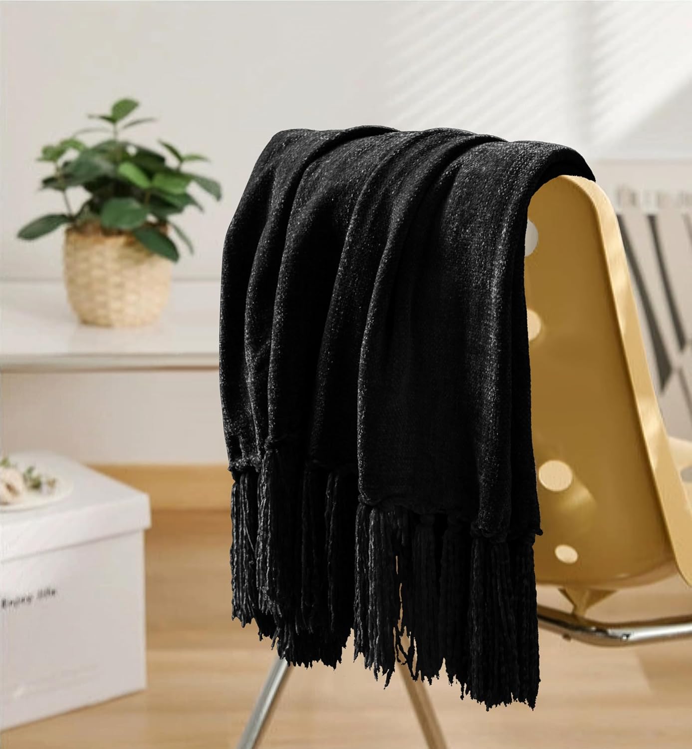 Chenille Throw Blanket for Couch 60"X 80" Twin, Soft Cozy Throws with Fringe Tassel for Bed Sofa Chair Cover, Lightweight Knitted Decorative Boho Blankets for Living Room, Black