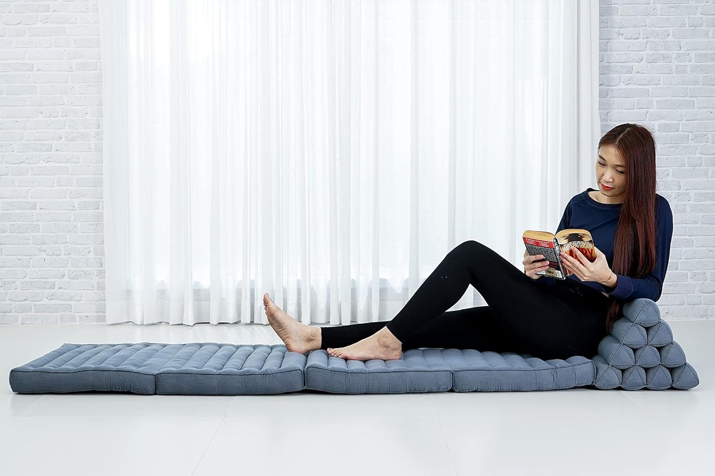 Leewadee Comfortable Japanese Floor Mattress - Thai Floor Bed with Triangle Cushion - Futon Mattress - XL Extra Long Thai Massage Mat, 89 x 20 inches, Anthracite, Kapok Filling