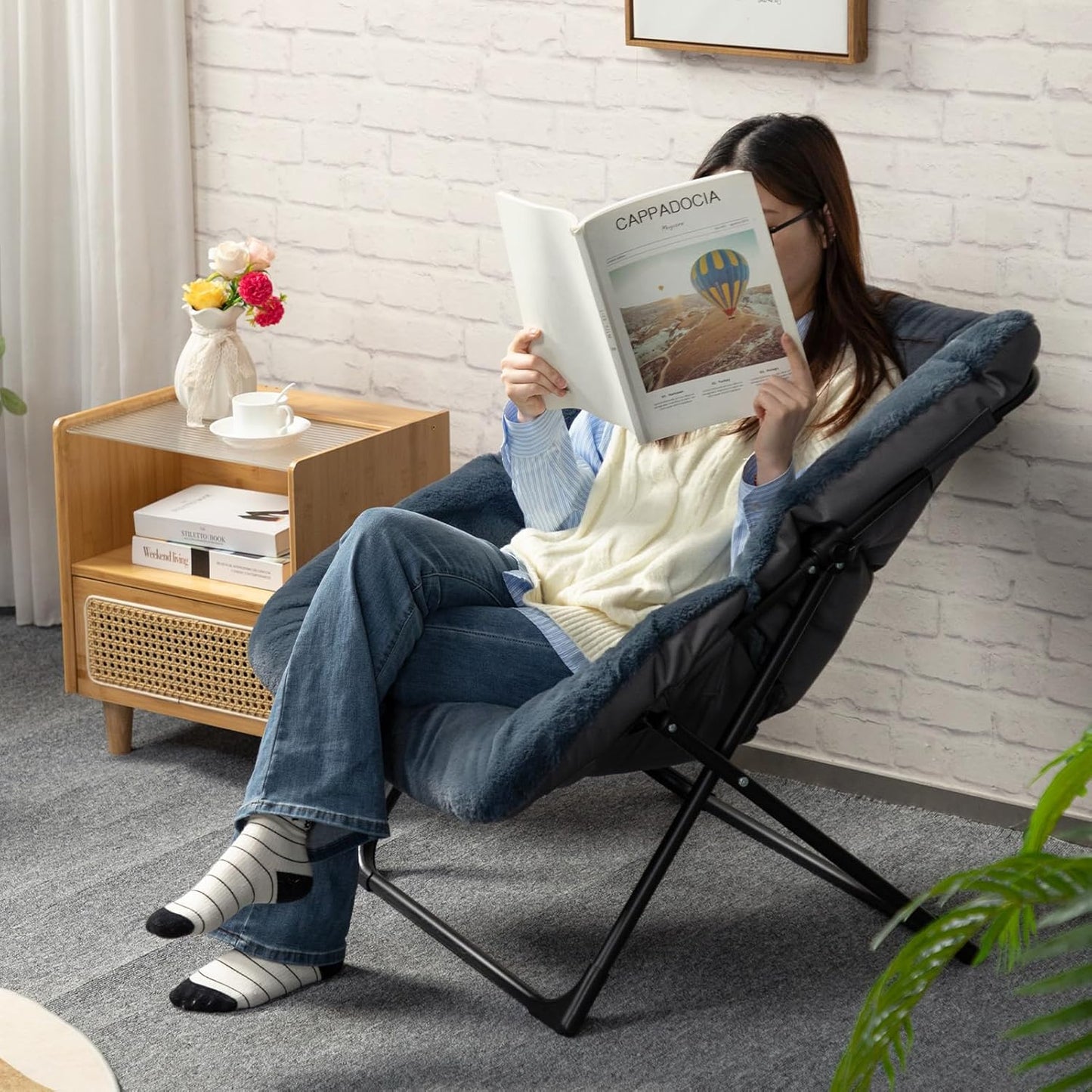 HollyHOME X-Large Saucer Chair, Comfy Oversized Folding Chair, Faux-Fur Reading Chair for Teens, Adults, Foldable Accent Lazy Chair, Metal Frame Lounge Chair for Living Room, Bedroom, Dorm, Navy Blue