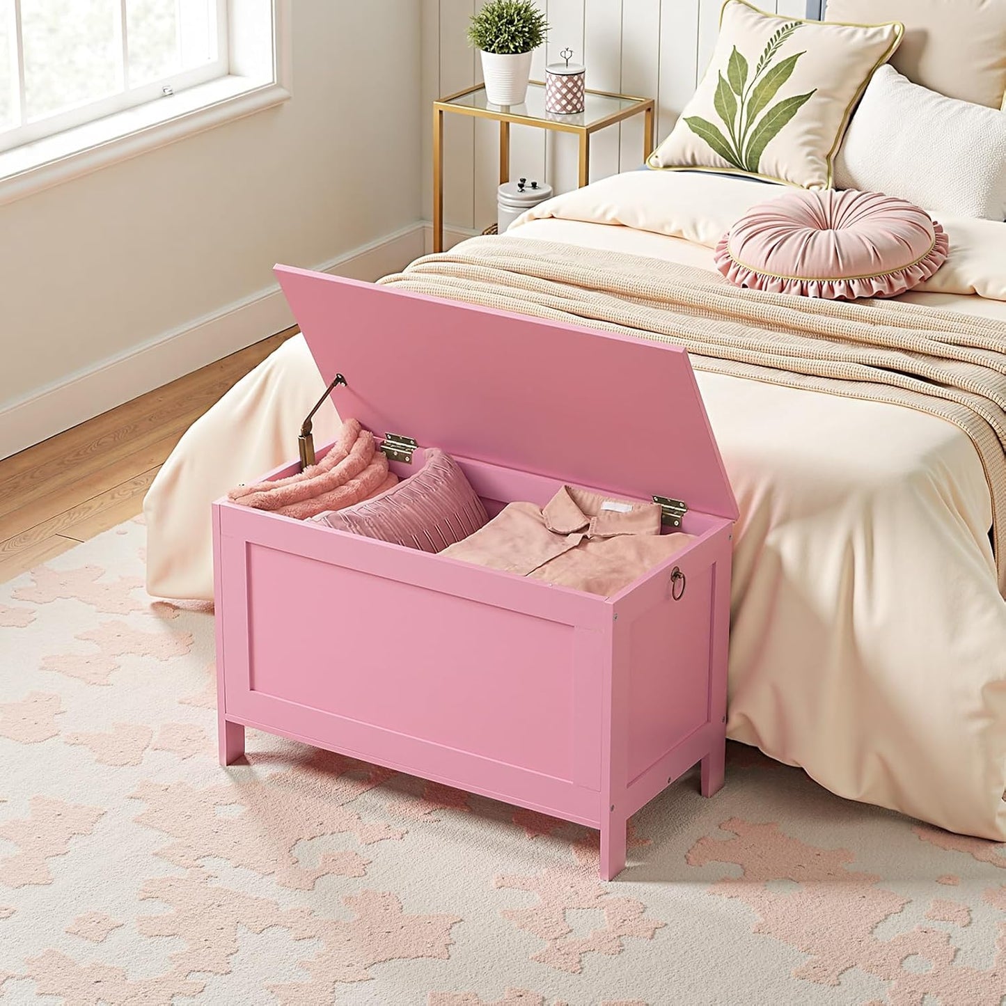 HOOBRO Toy Box, Retro Wooden Look Storage Chest with Safety Hinge, Entryway Storage Bench Supports 220 lb, 29.9 x 15.7 x 18.9 Inches Toy Chest Organizer, Easy Assembly (Pink) PK75CW01G1