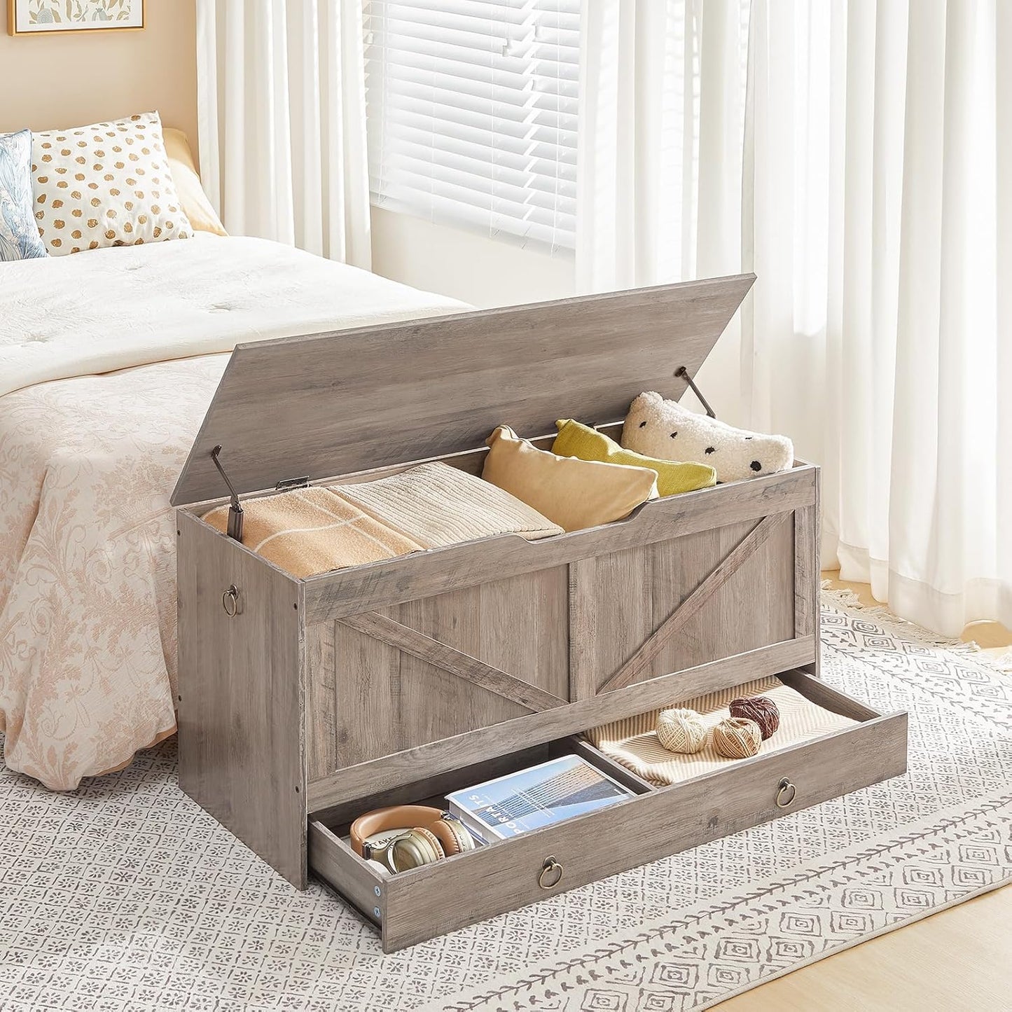 HOOBRO Storage Chest, 43.3" Toy Chest with Drawer, Wooden Storage Bench, Sturdy Entryway Bench Supports 220 lb, Shoe Bench, Safety Hinge, U-Shaped Opening, Easy Assembly, Greige BG711CW01G1