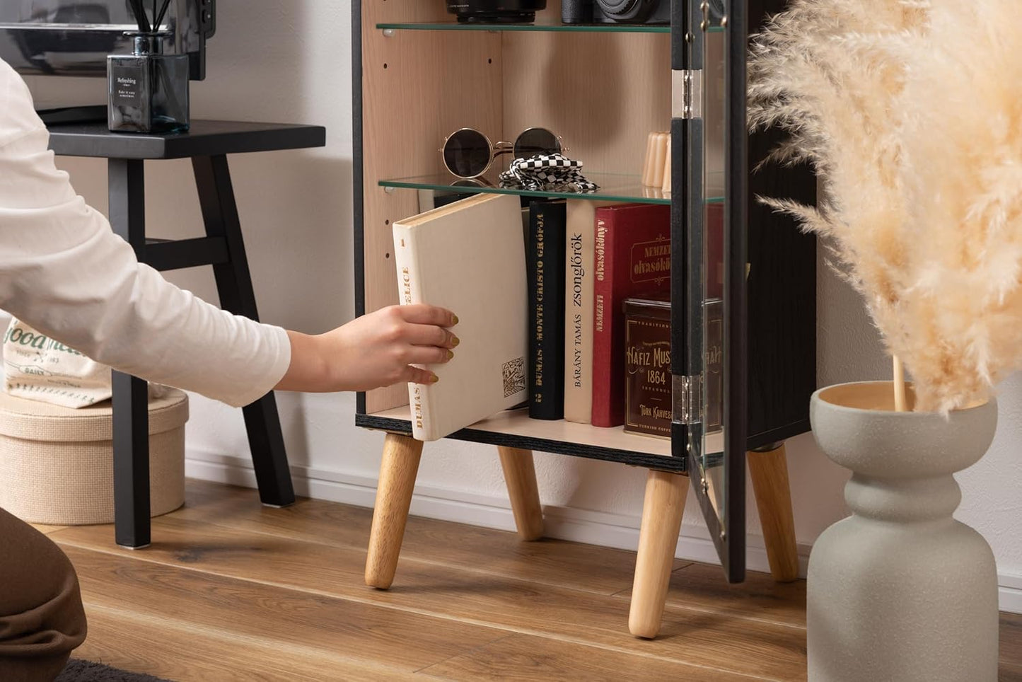 PaletteLife Arched Figurine-Case 4 Tier Collection Shelf, Oak Wood Grain with Glass Door and 2 Movable Glass Shelves, No Mirror, White, PT-621WH