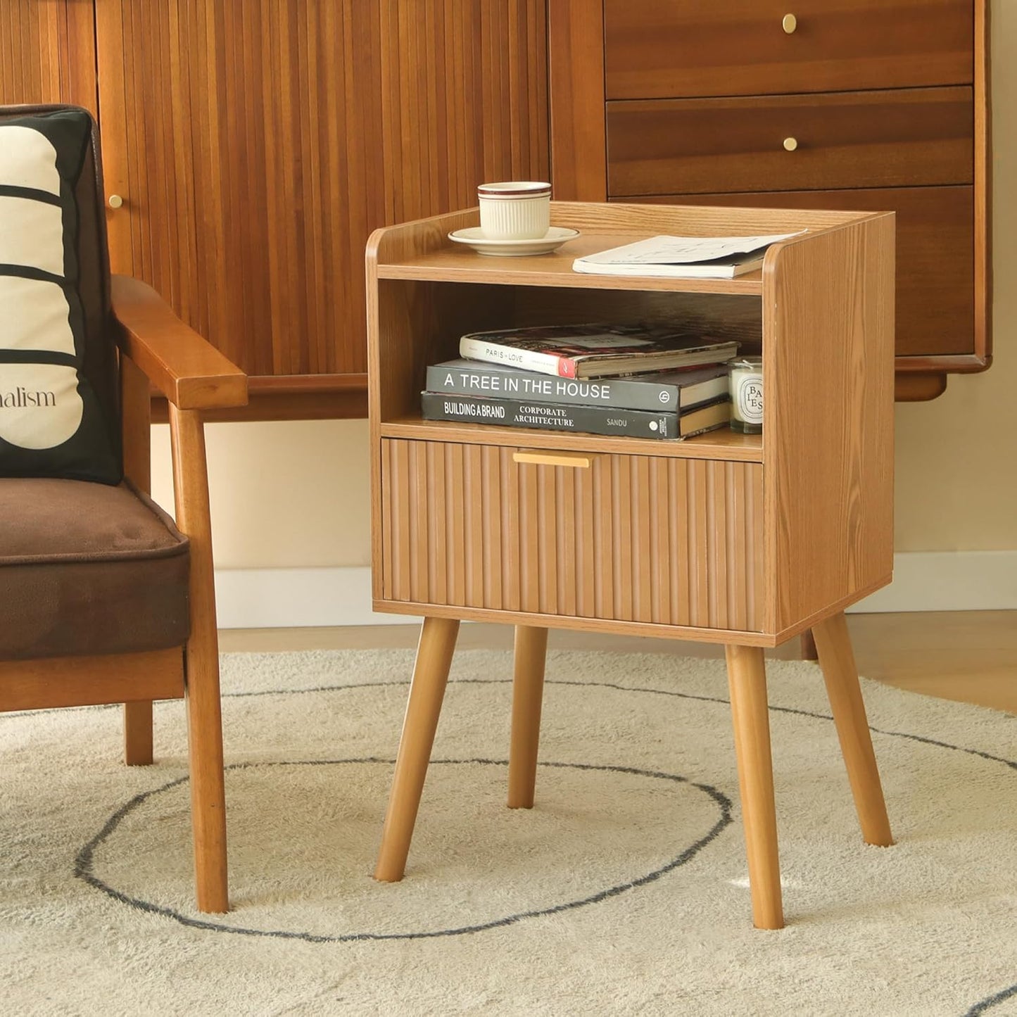 AWASEN Fluted Nightstand, Mid Century Modern Bedside Table with Storage Drawers, Wood Night Stand Bed Side Table with Solid Wood for Living Room, Bedroom, Office and Small Space (Brown)