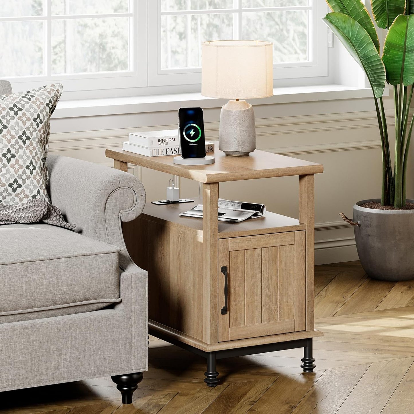 WAMPAT Set of 2 End Tables with Charging Station, Sofa Side Tables with Storage Cabinet for Living Room, Light Wood Bedside Table with Metal Leg, Nightstand for Bedroom, Oak