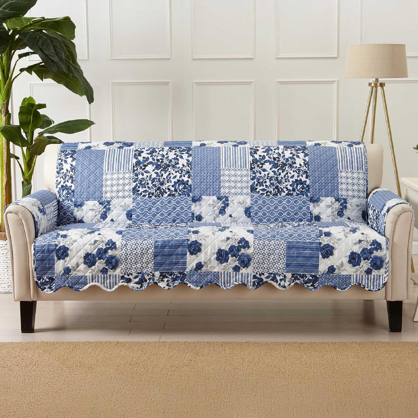 Great Bay Home Patchwork Scalloped Printed Furniture Protector Stain Resistant Sofa Cover (Sofa, Navy)