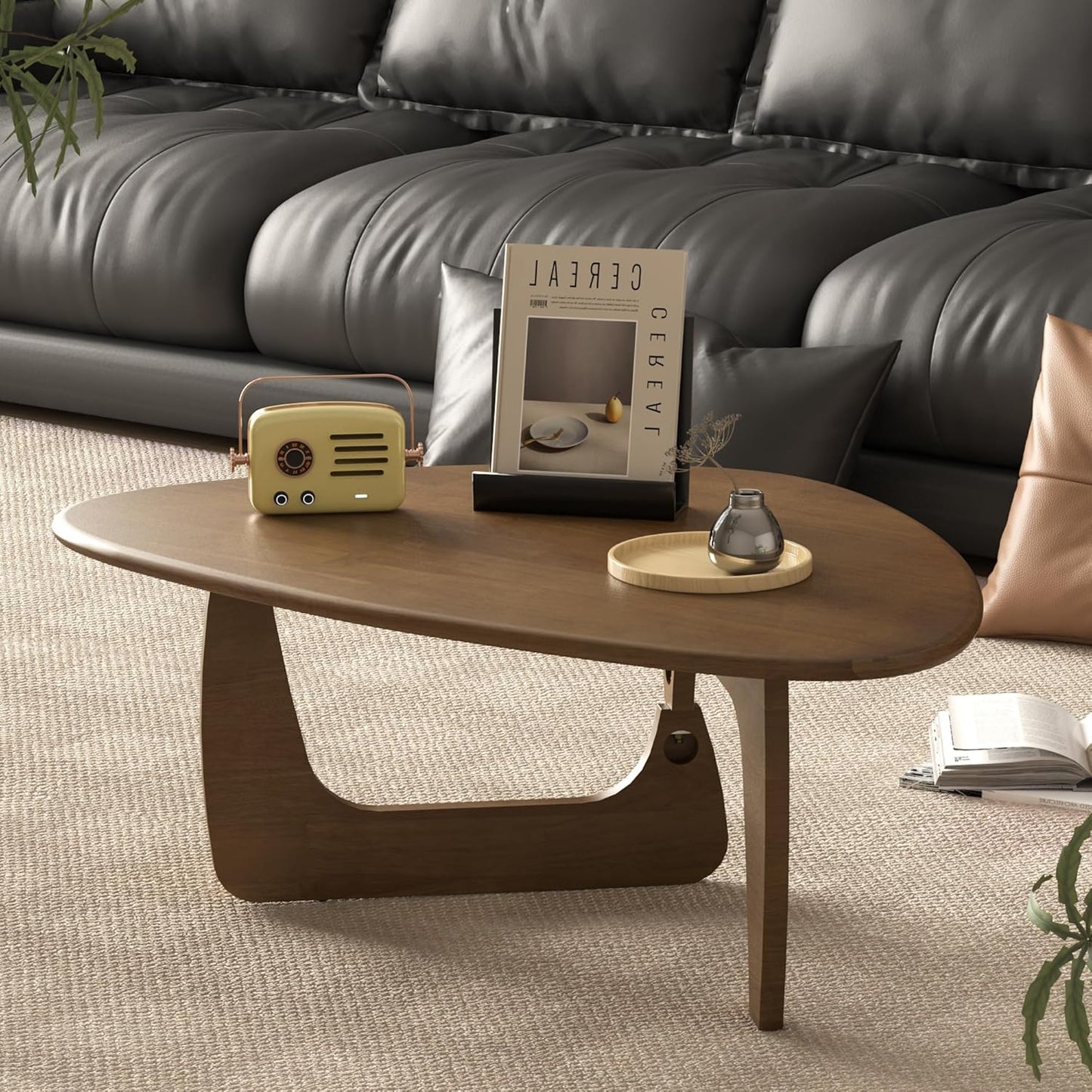 Mid Century Modern Coffee Table, Solid Wood Triangle Coffee Table for Living Room, Modern Tea Table for Home, 43.3x30.7x16.5