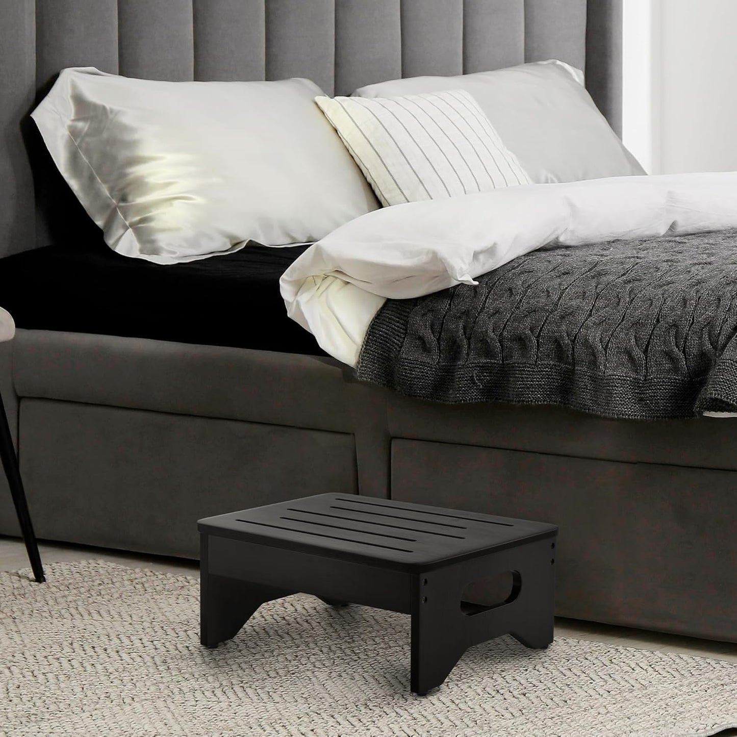 Wooden Step Stool for Adults & Kids, Non-Slip Rubber Feet, 6.5 Inch High, Lightweight Small Step, 400 Lbs Capacity, Bed Step Stool for High Bed, Bathroom & Kitchen, Black