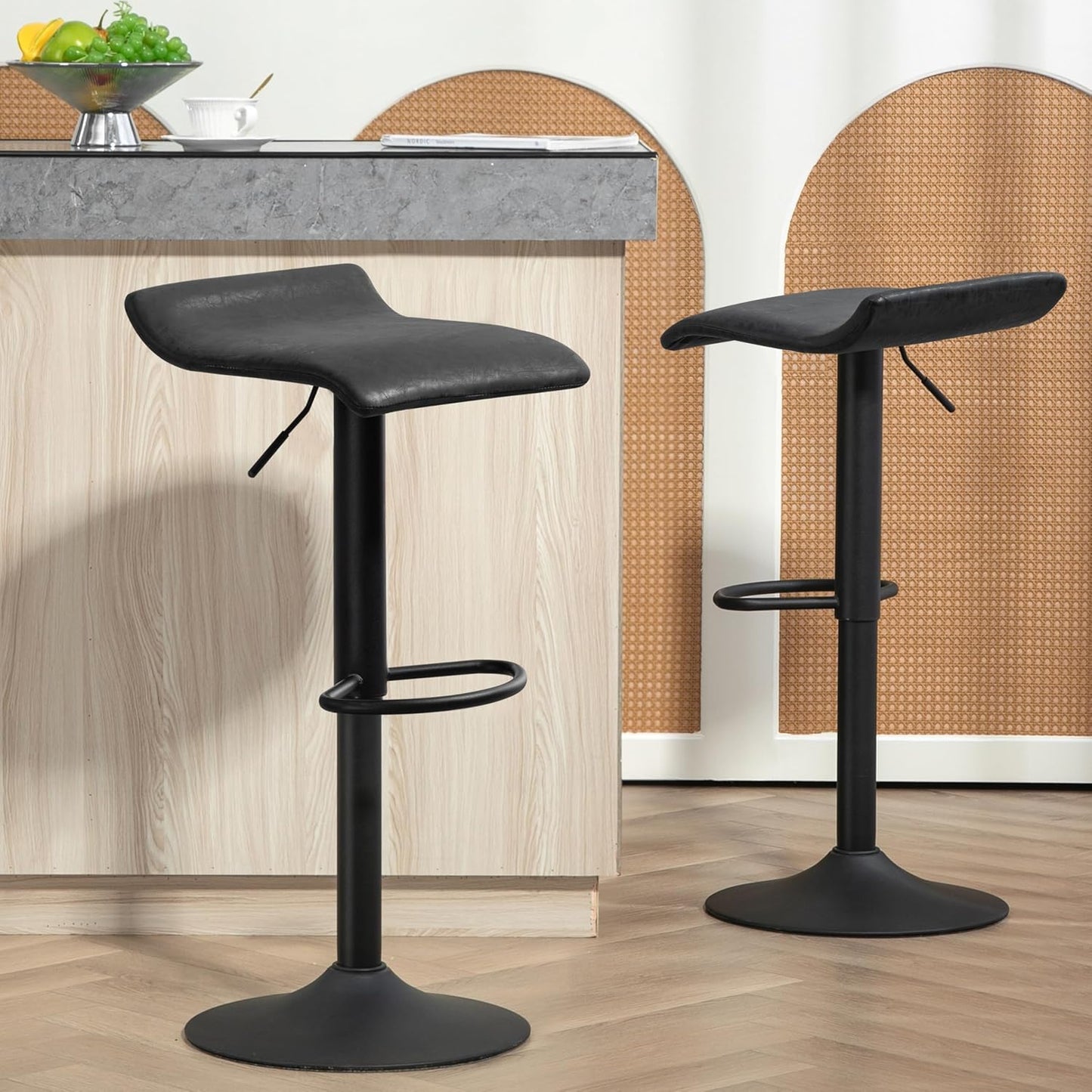 Finnhomy Bar Stools Set of 2 Counter Height, Swivel Barstools with Footrest and Backless, Height Adjustable Rustic Bar stools for Kitchen, Vintage Leather, Retro Black