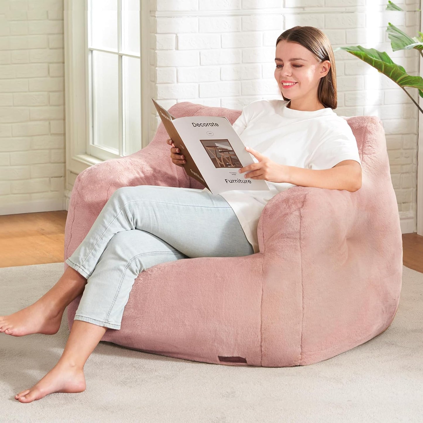 Hobestluk Bean Bag Chair for Adult Small Bean Bag Chairs with Arms Furry Beanbag Chair with Foam Filler Stuffed Bean Bag Sofa for Reading in Bedroom Living Room and Dorms(Pink)